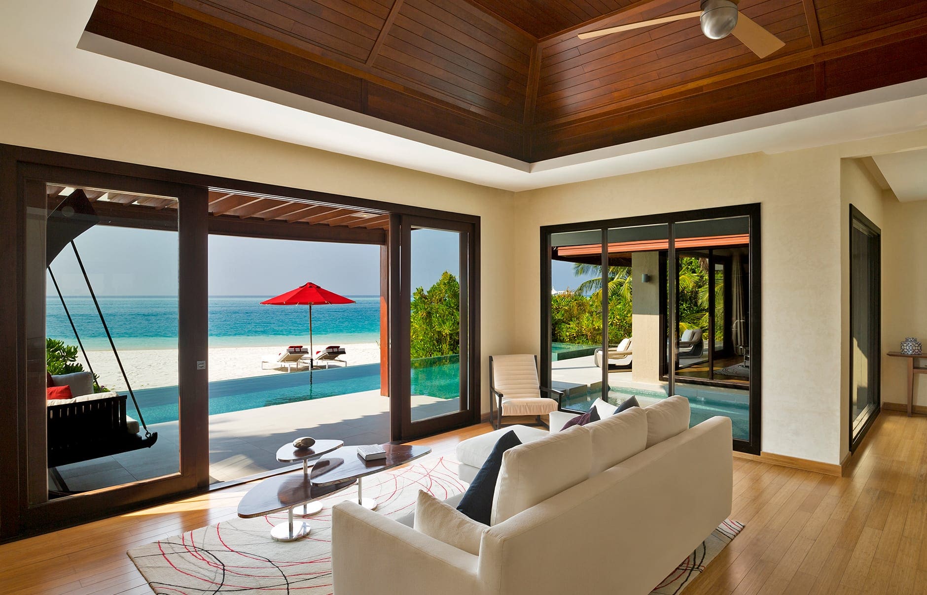 beach_pavilion_livingroom_01_g_a_l