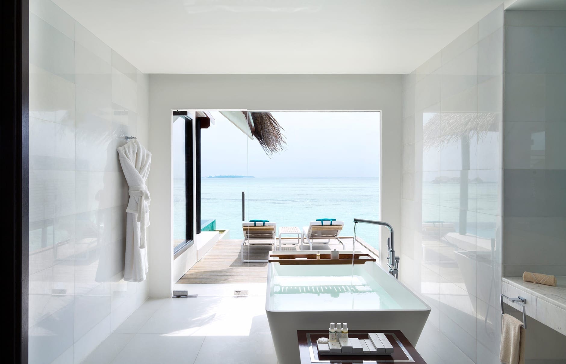 Water Studio bathroom_01_g_a_l