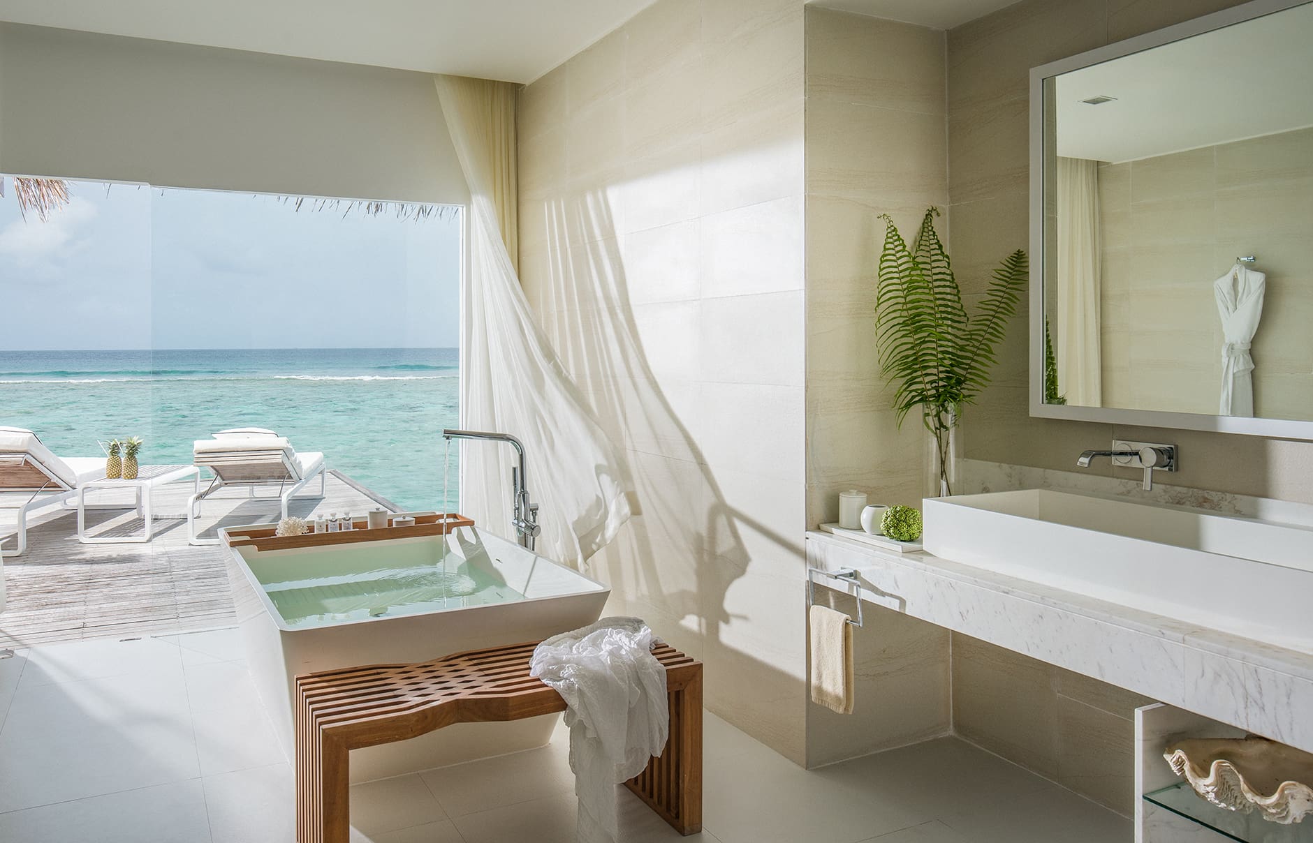 niyama_private_islands_maldives_guest_room_water_pool_villa_bathroom