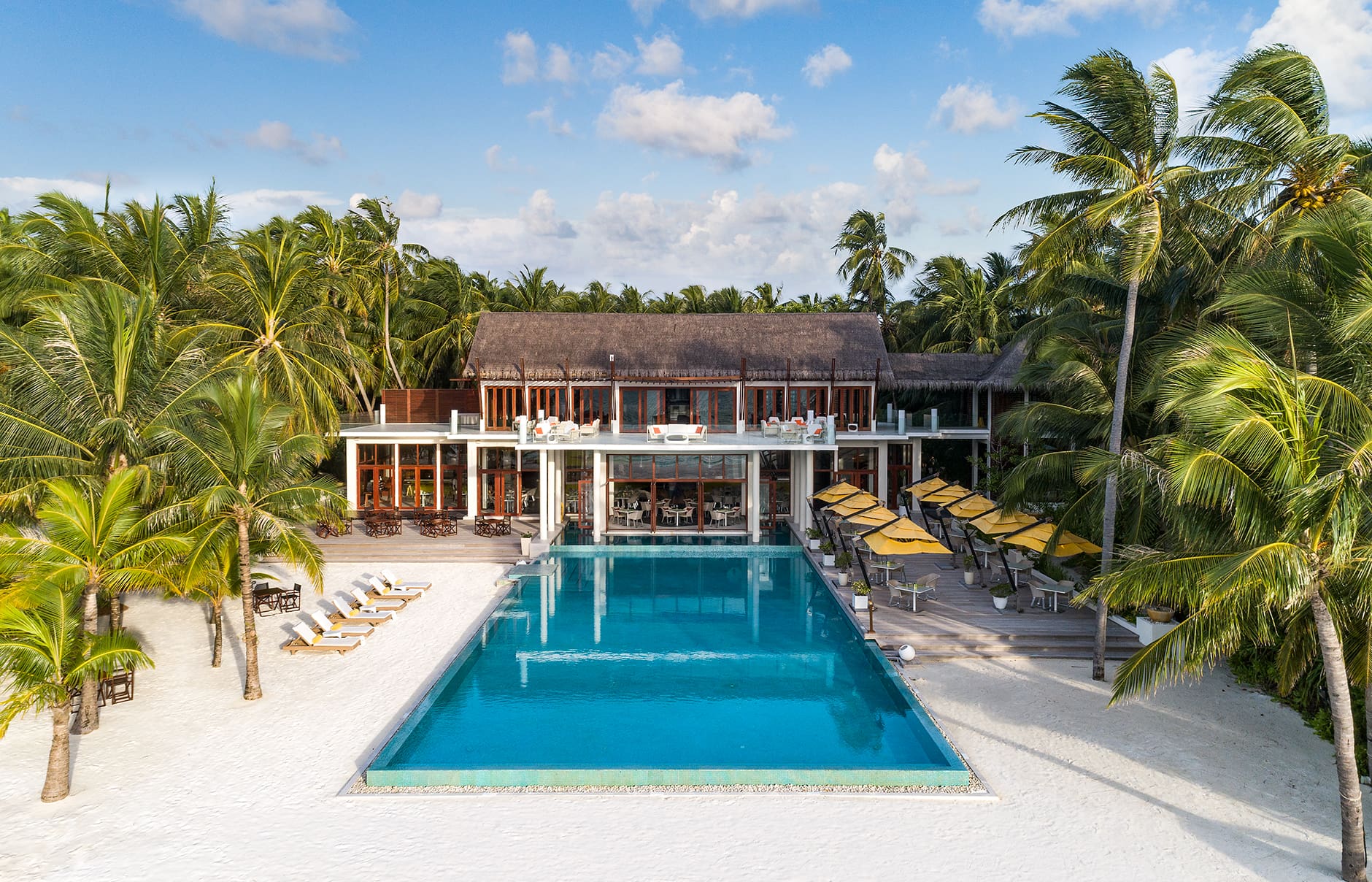 niyama_private_islands_maldives_pool_view_dune_and_pool