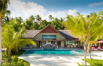 niyama_private_islands_maldives_guest_room_three_bedroom_beach_pool_pavilion_drone_shot