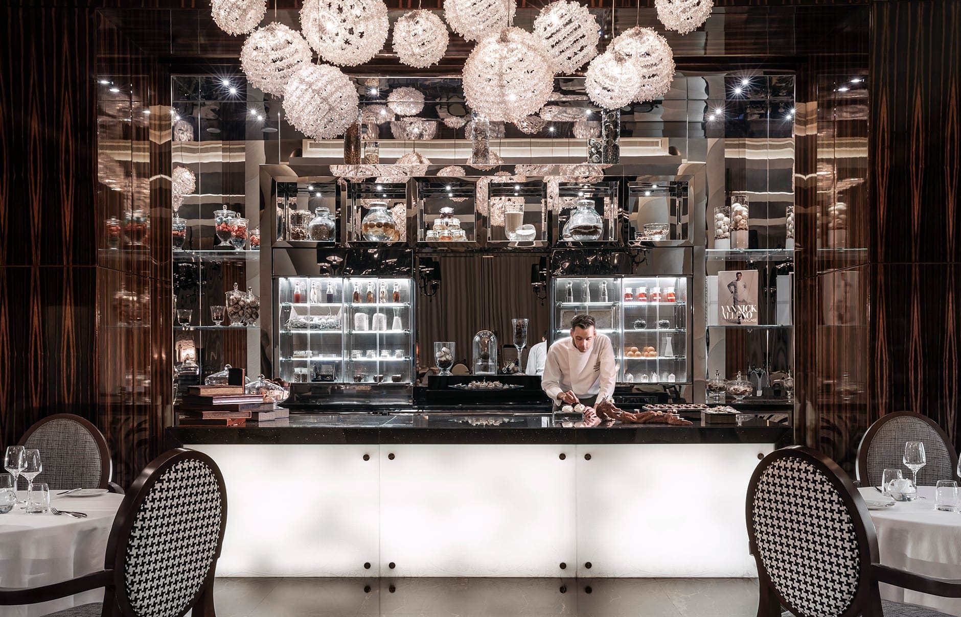 oo_thepalm_fb_stay_pastrylib