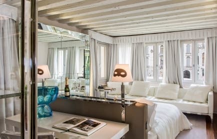 palazzinag-grand-canal-suite-r-r2