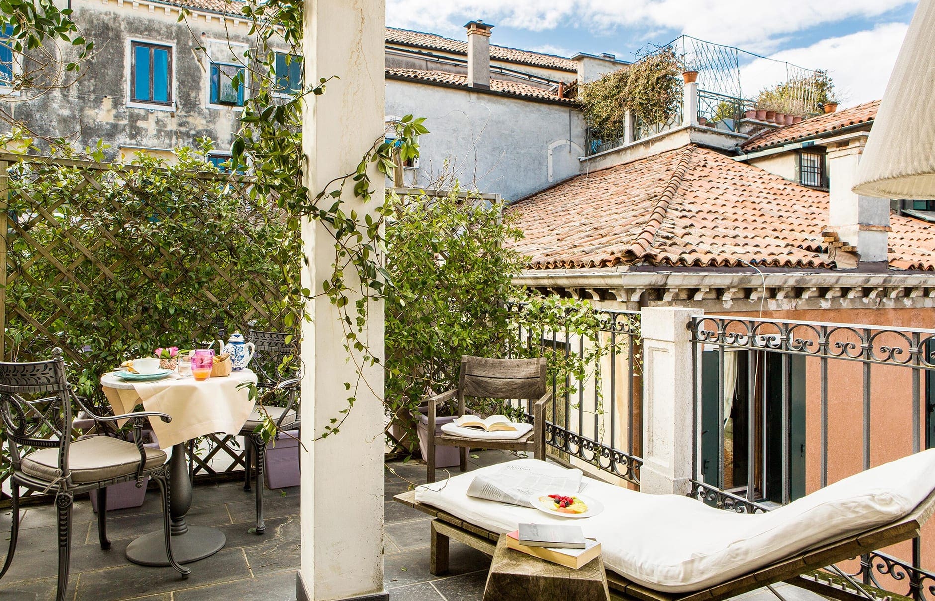 vceds-junior-suite-terrace-2587-hor-clsc