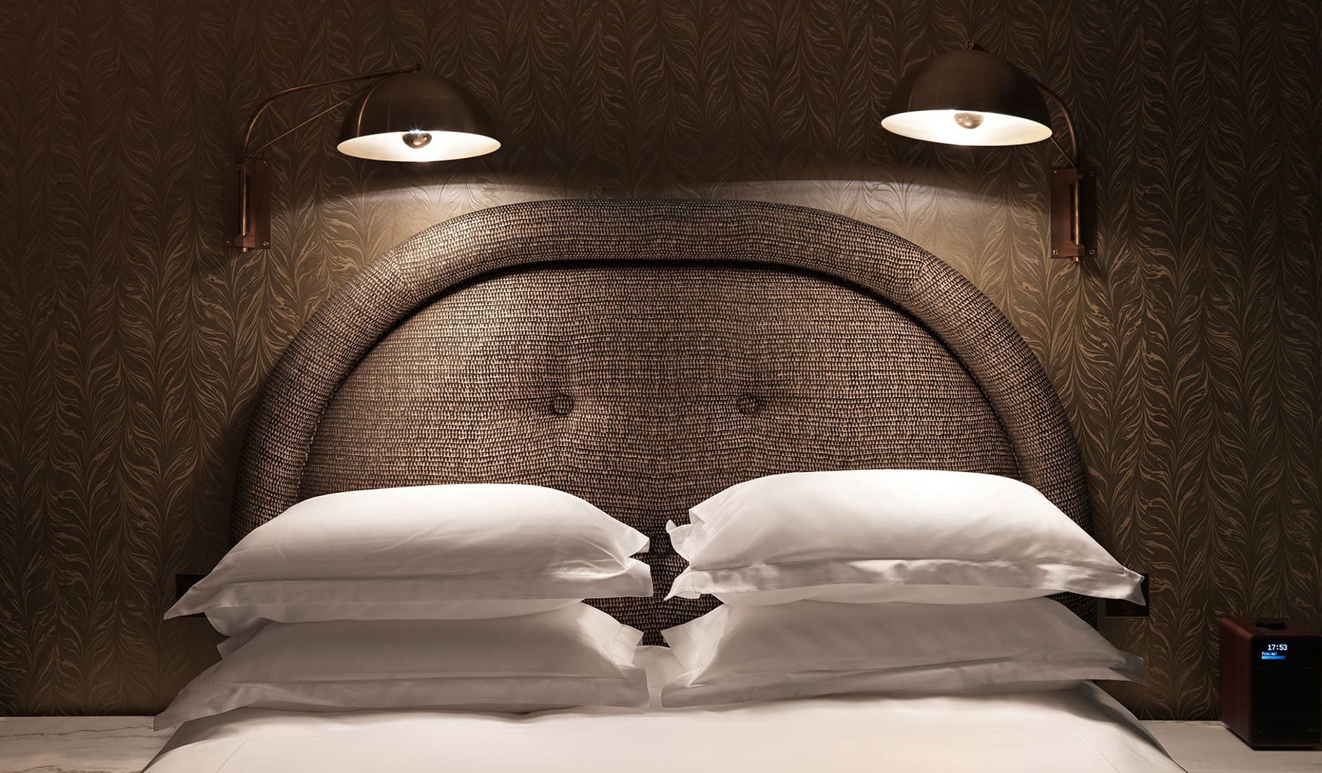 grand-pigalle-france-bed