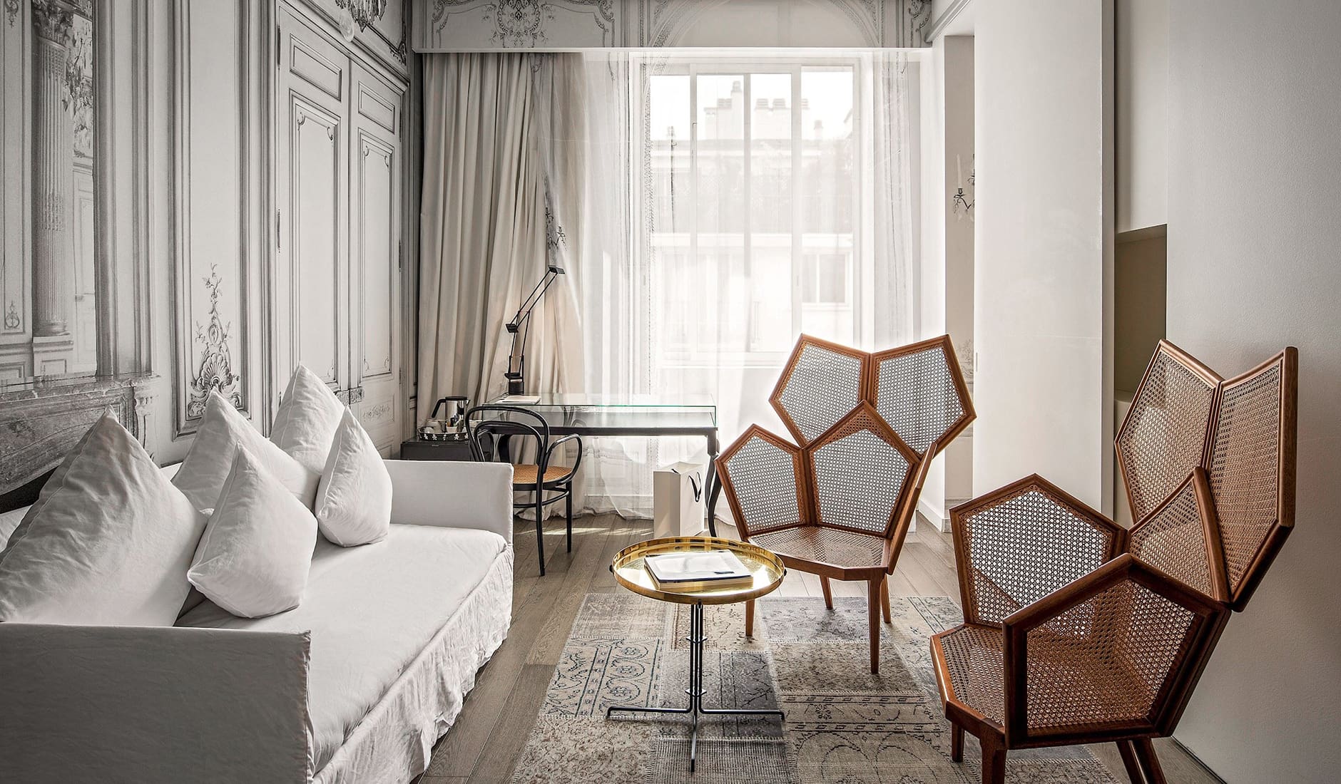 la-maison-champs-elysees-s-01-r-4-jpg