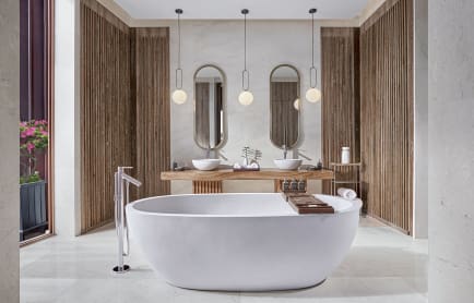 MLDPH_P0395 Presidential Residence Master King Bathroom