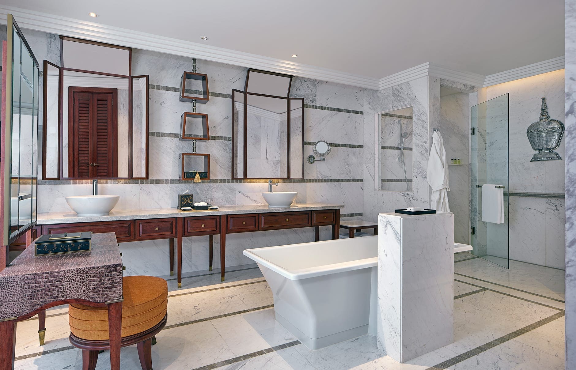 REPPH_P227 Deluxe Room Bathroom