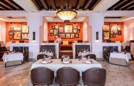 REPPH_P199 The Dining Room Setup