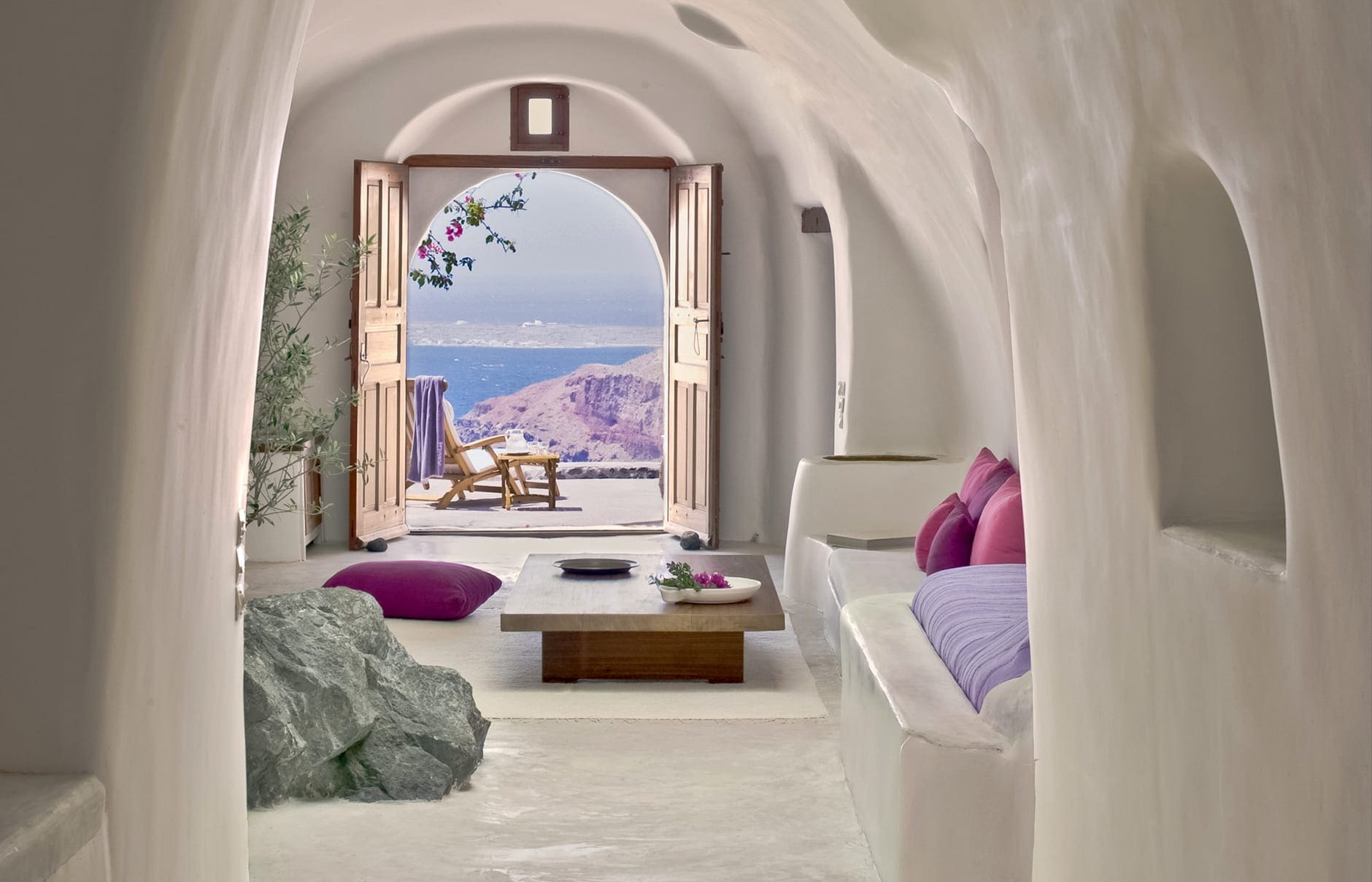 Perivolas, Santorini, Greece. Luxury Hotel Review by TravelPlusStyle © Perivolas 268505-perivolas-suite