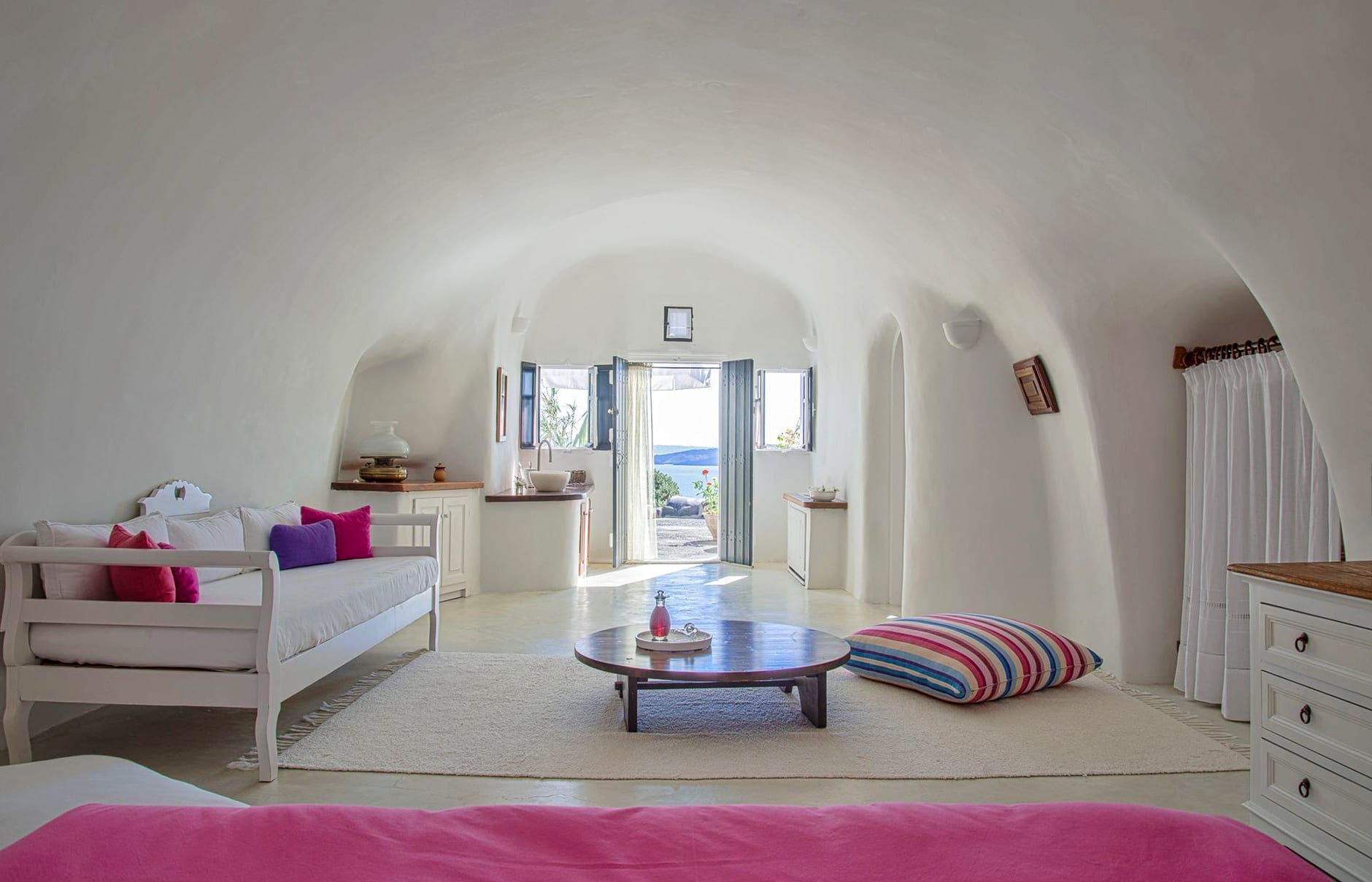 Perivolas, Santorini, Greece. Luxury Hotel Review by TravelPlusStyle © Perivolas l247395