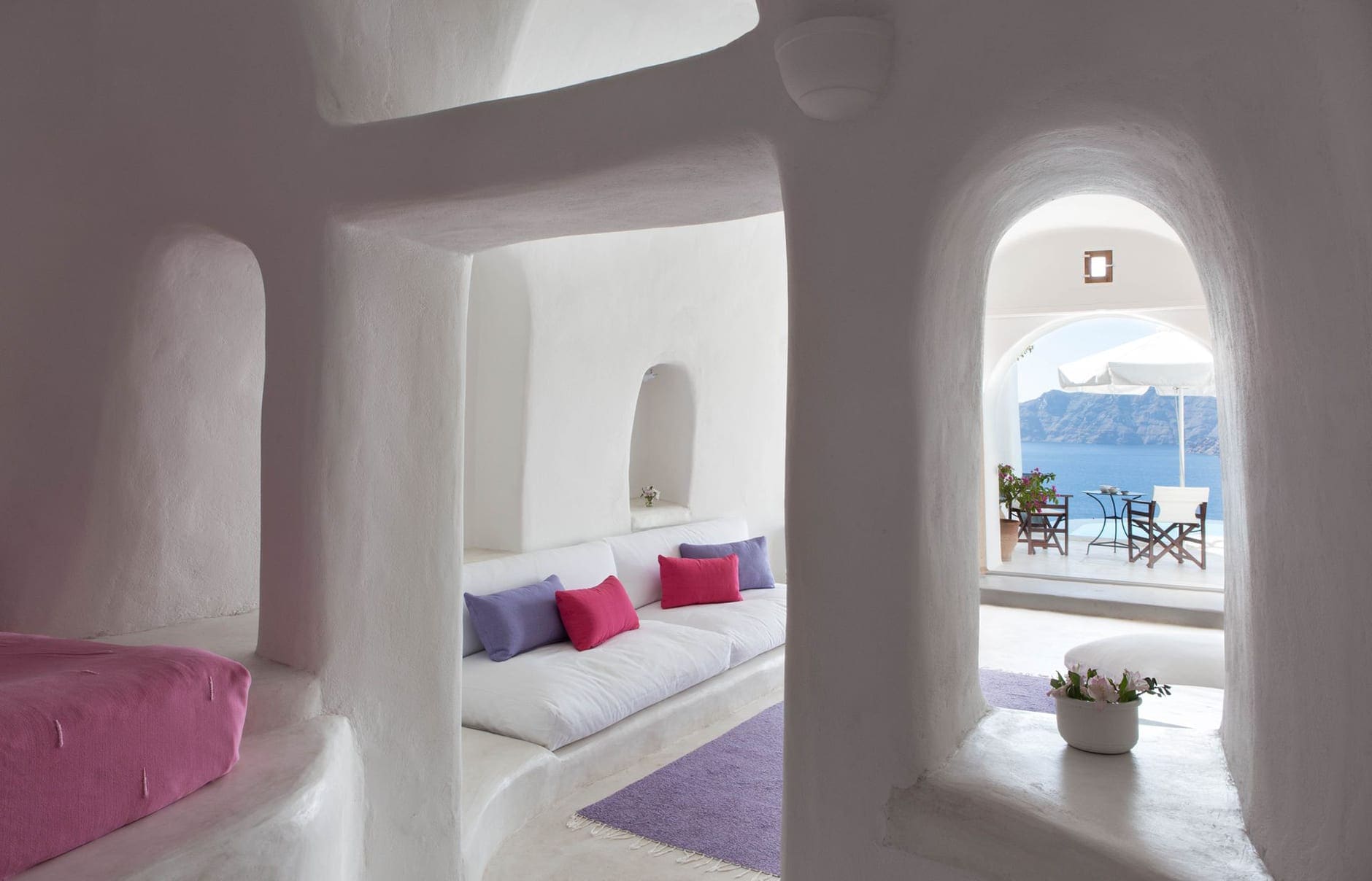 Perivolas, Santorini, Greece. Luxury Hotel Review by TravelPlusStyle © Perivolas l323657