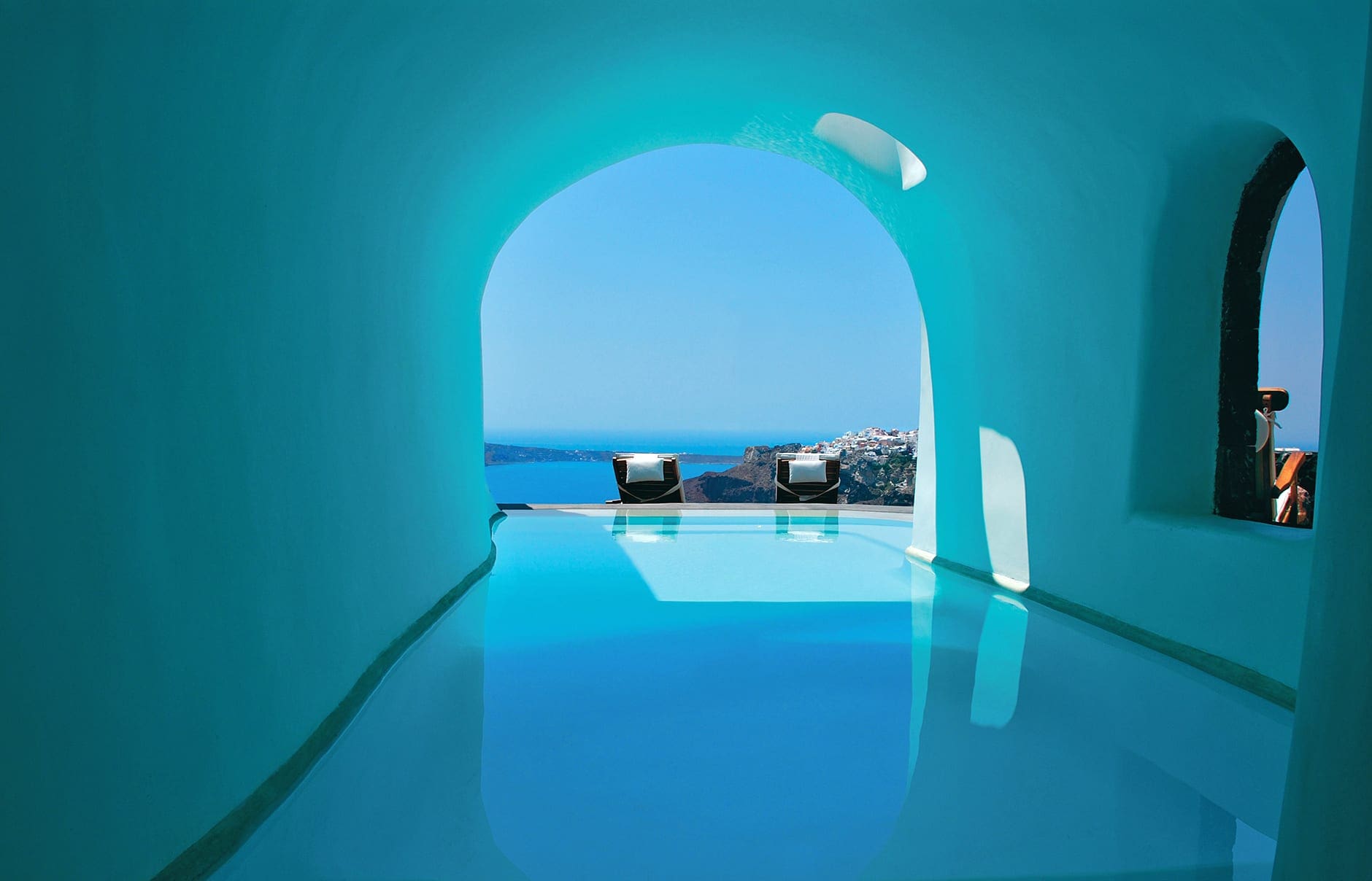 Perivolas, Santorini, Greece. Luxury Hotel Review by TravelPlusStyle © Perivolas perivolas-suite-7