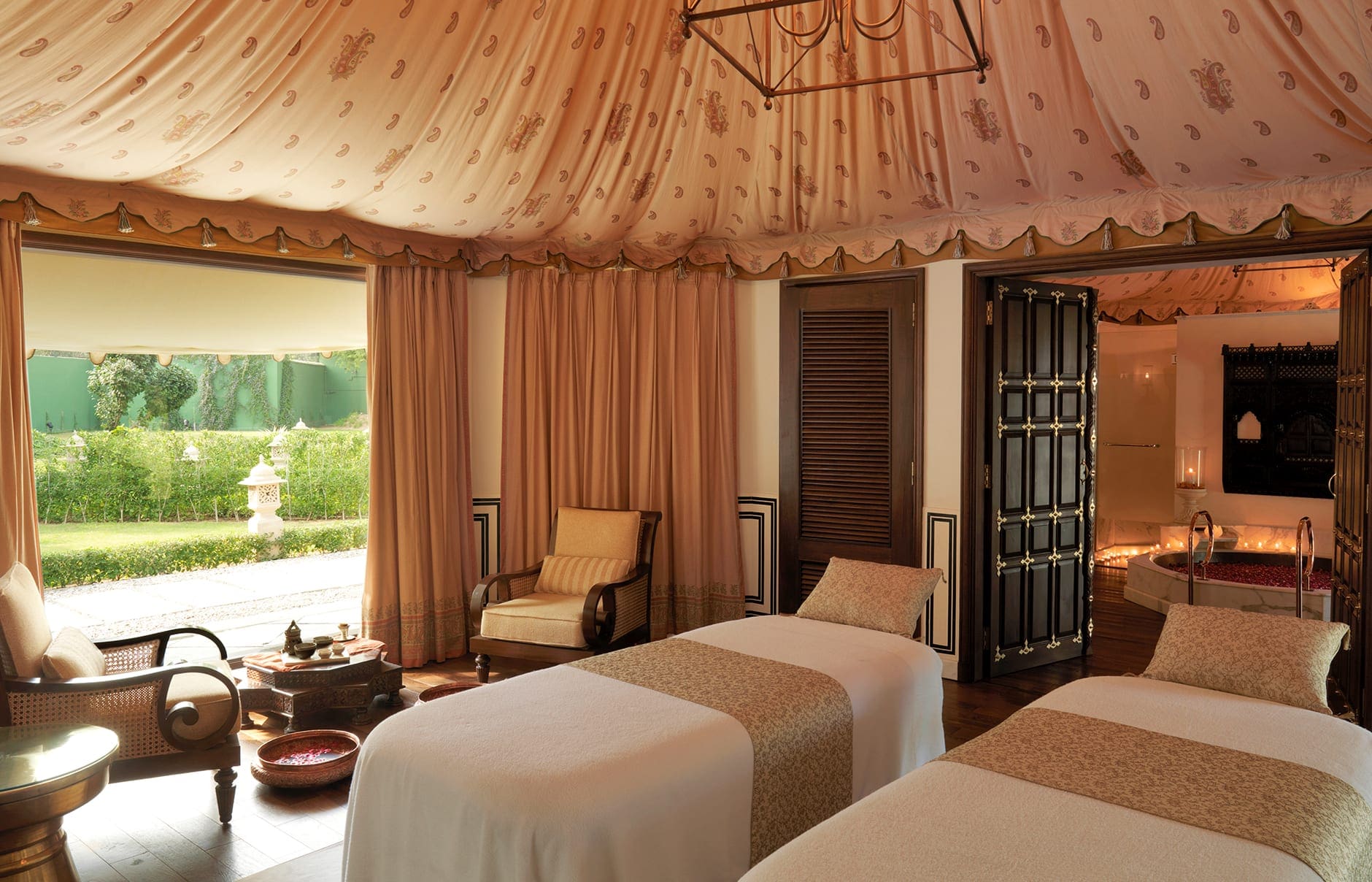 Taj Rambagh Palace, Jaipur, India. Luxury Hotel Review by TravelPlusStyle. Photo © Taj Hotels Resorts and Palaces The Royal Tented Raj Spa/Rambagh Palace/Jaipur/India