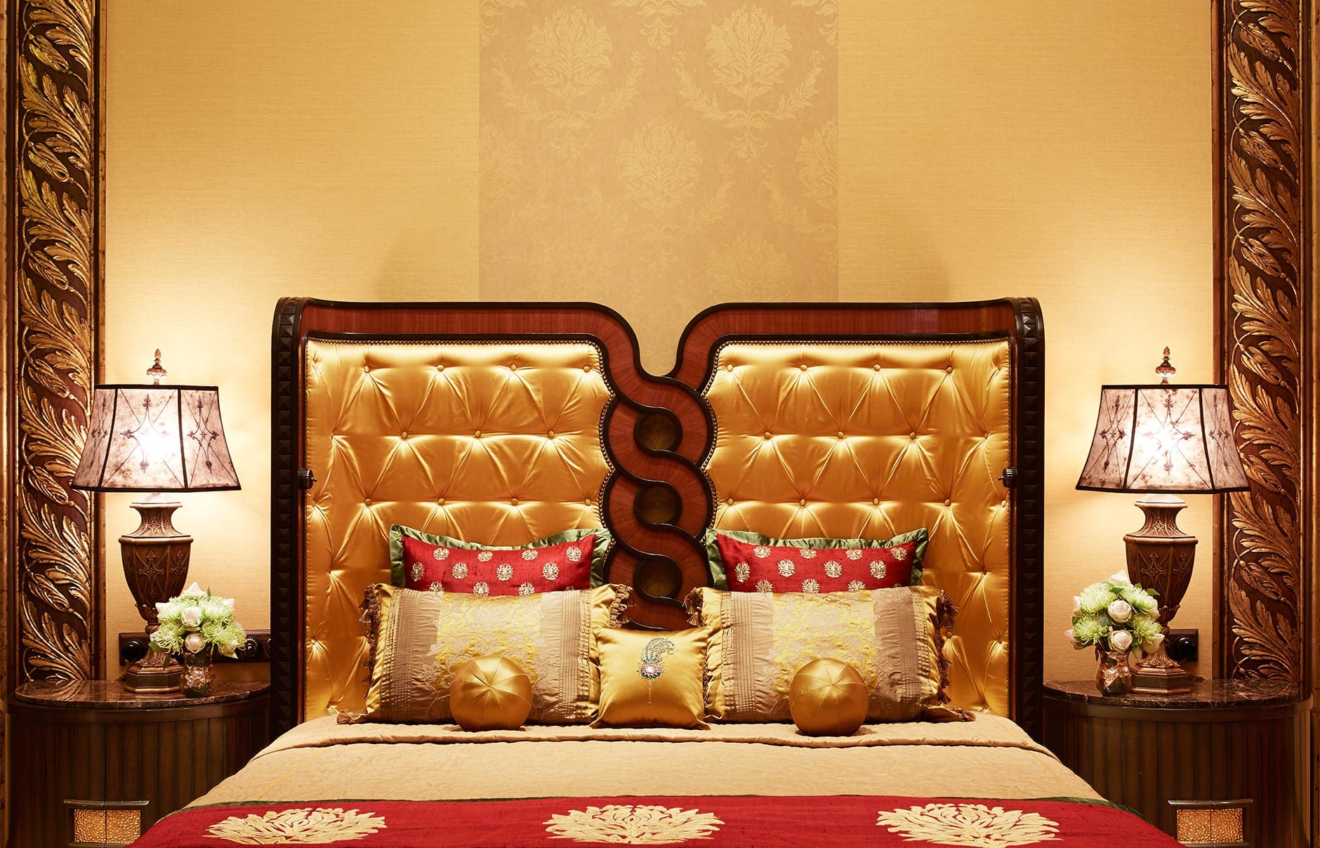 Taj Rambagh Palace, Jaipur, India. Luxury Hotel Review by TravelPlusStyle. Photo © Taj Hotels Resorts and Palaces hi_h4ej0_67917514_grand_royal_suite_-_rajmata_gayarti_devi_suite_3