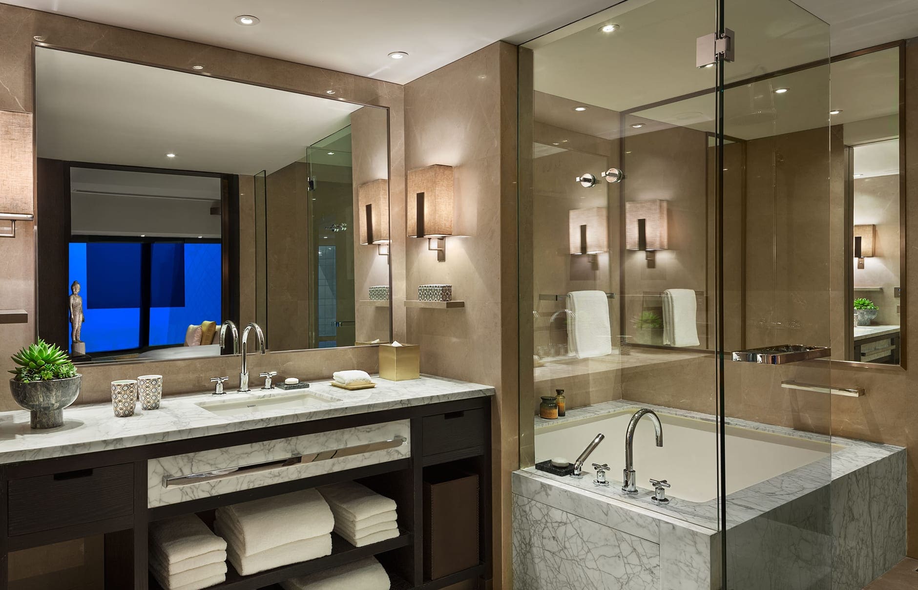 rosewood_suite___bathroom