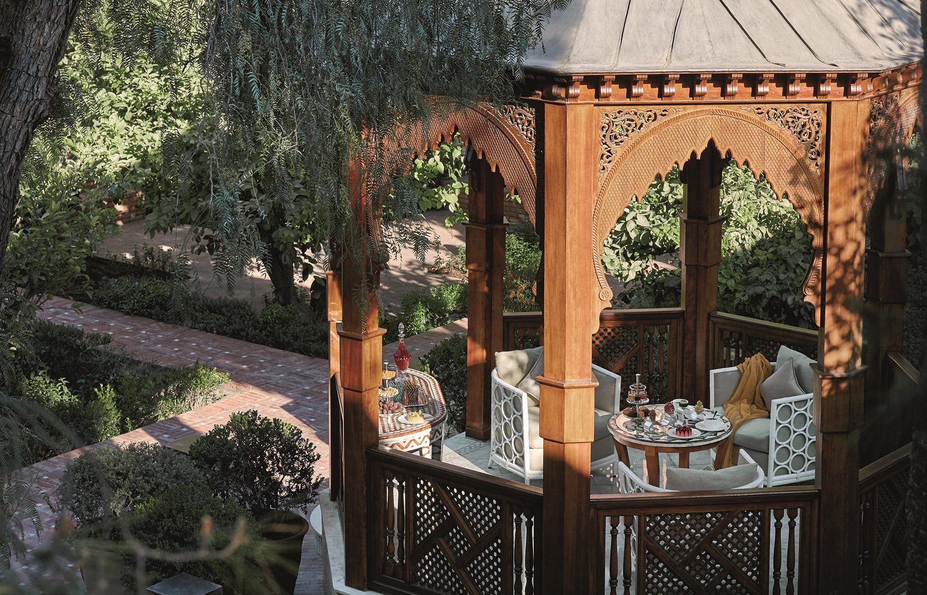 80615172-h1-kiosque_-_sparoyalmansour