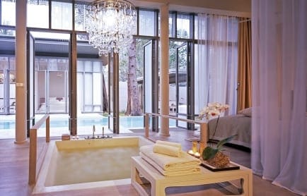 bedroom-elegant-hip-lounge-11