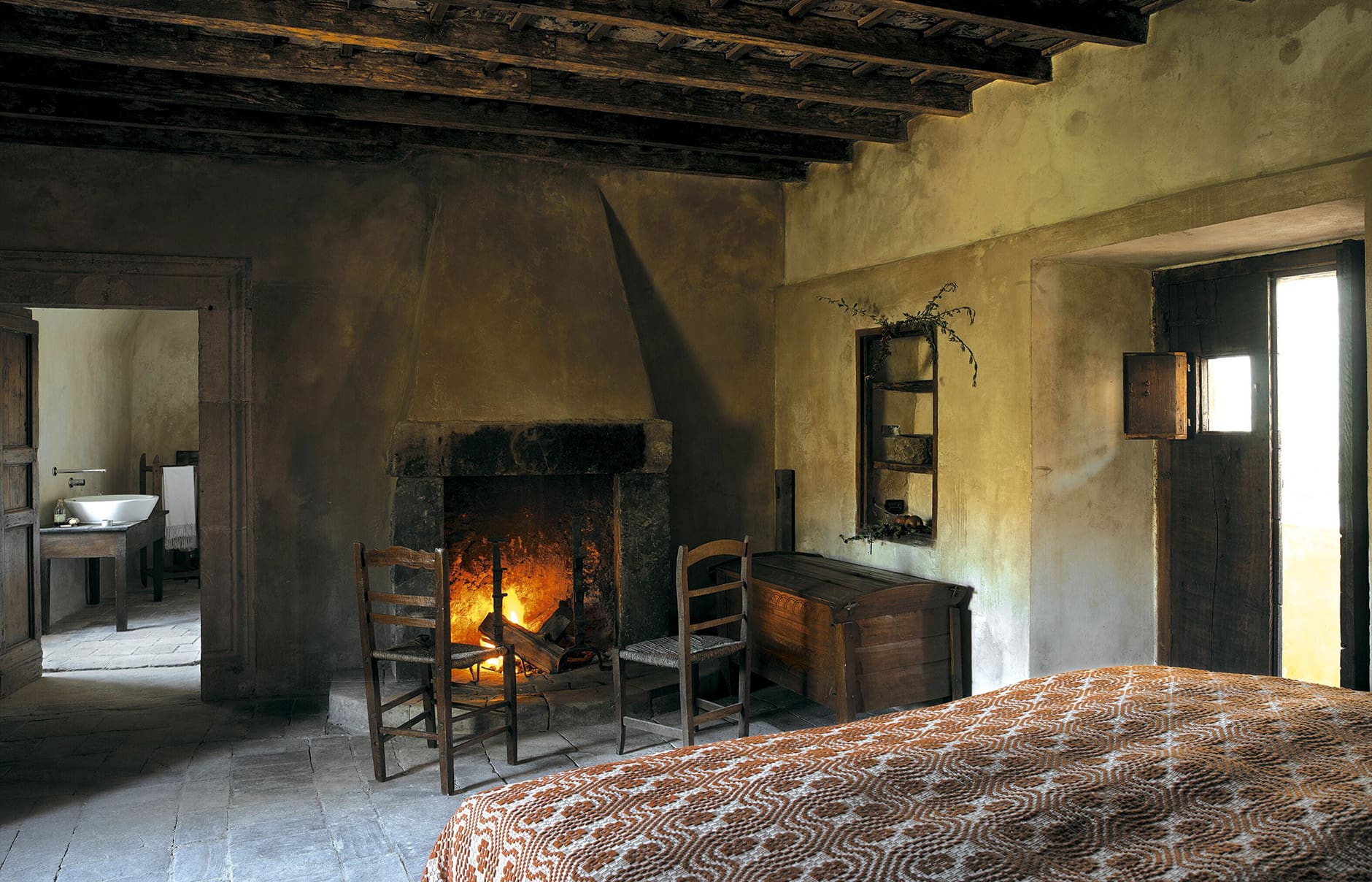 abe171b3-83a7-4266-a86