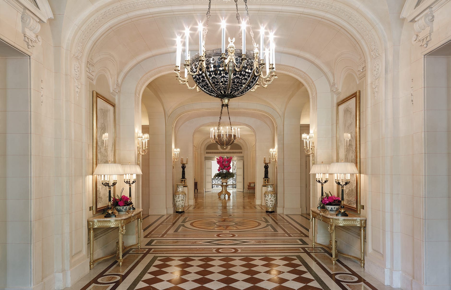 Shangri-La Hotel Paris, France. © Shangri-La 