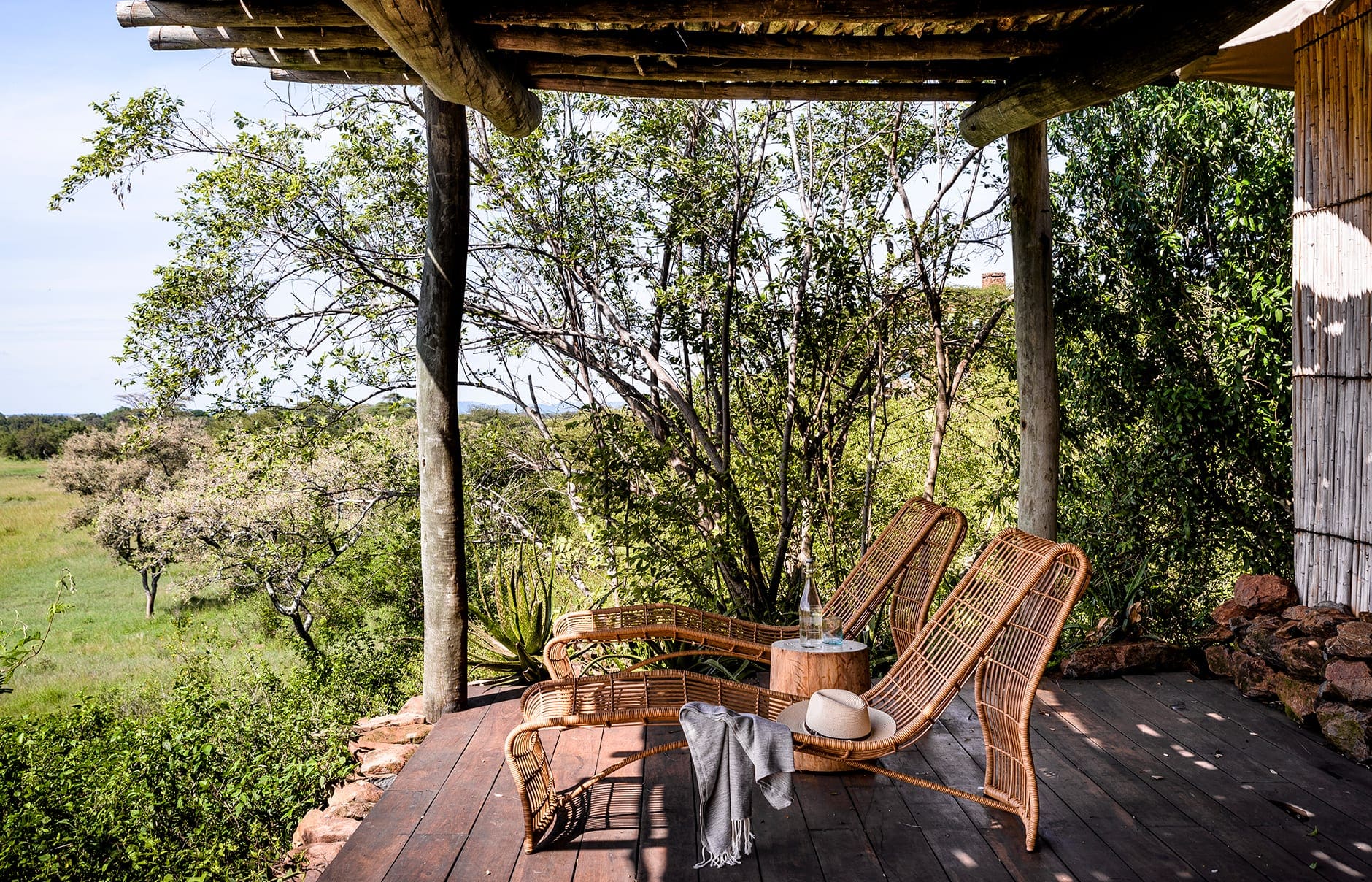 singita-faru-faru-lodge-deck-view