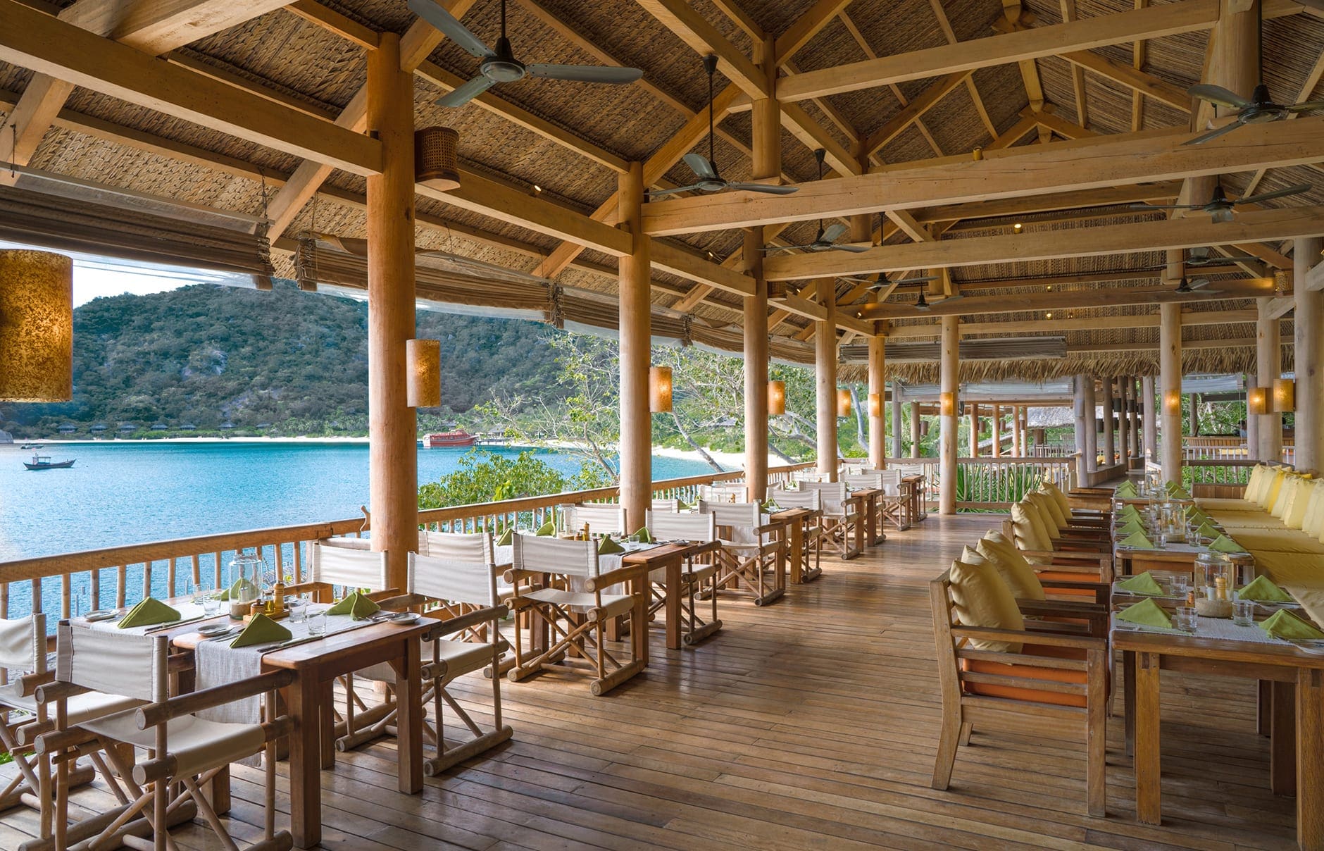 dining_by_the_bay_8416-a4