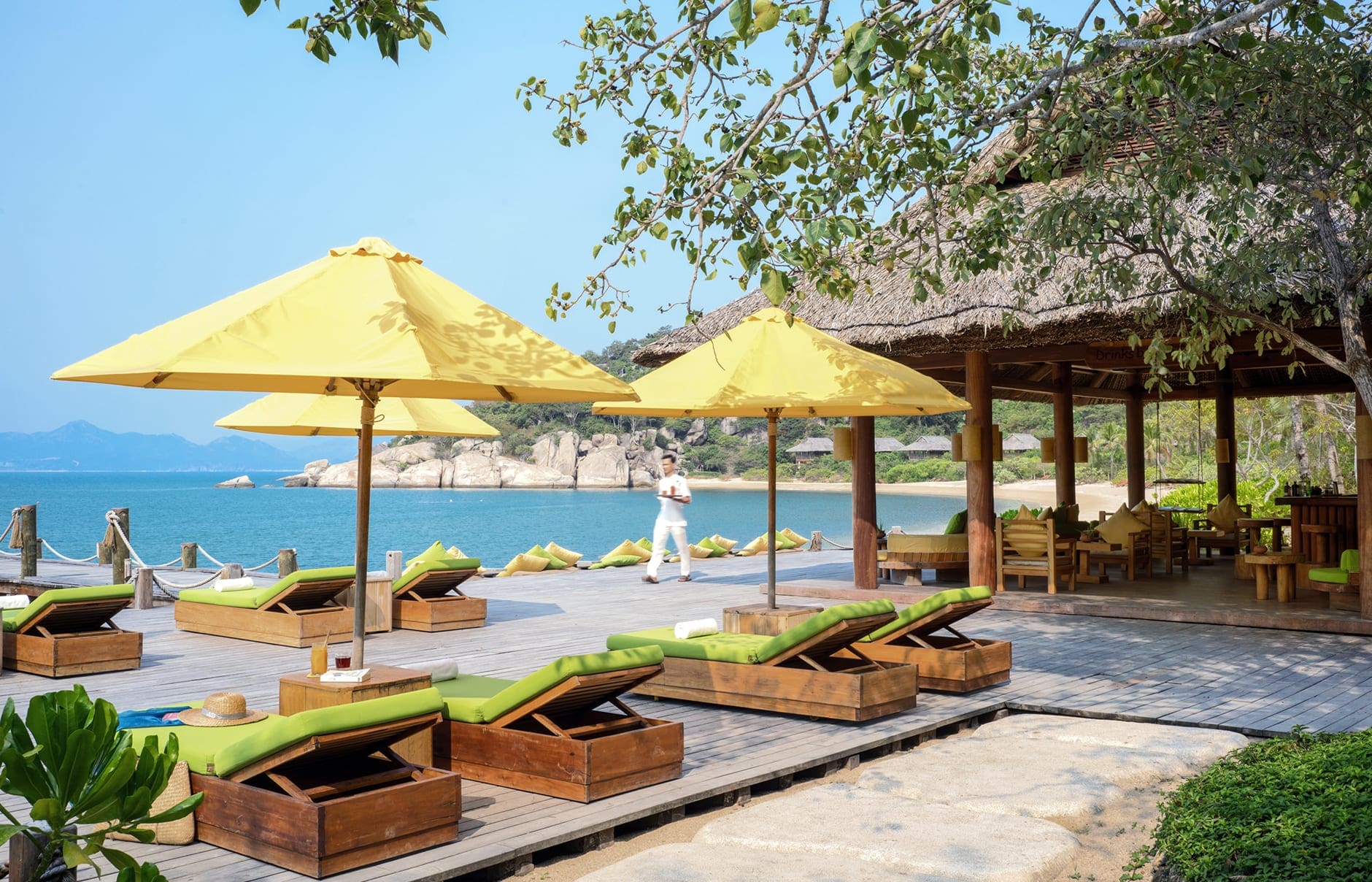 drinks_by_the_beach_8394-a4