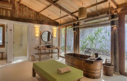 beachfront_pool_villa_bathroom_6211-a4