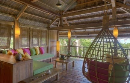 beachfront_pool_villa_living_room_6216-a4