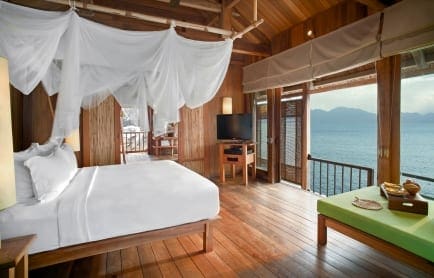 water_pool_villa_bedroom_8434-a4