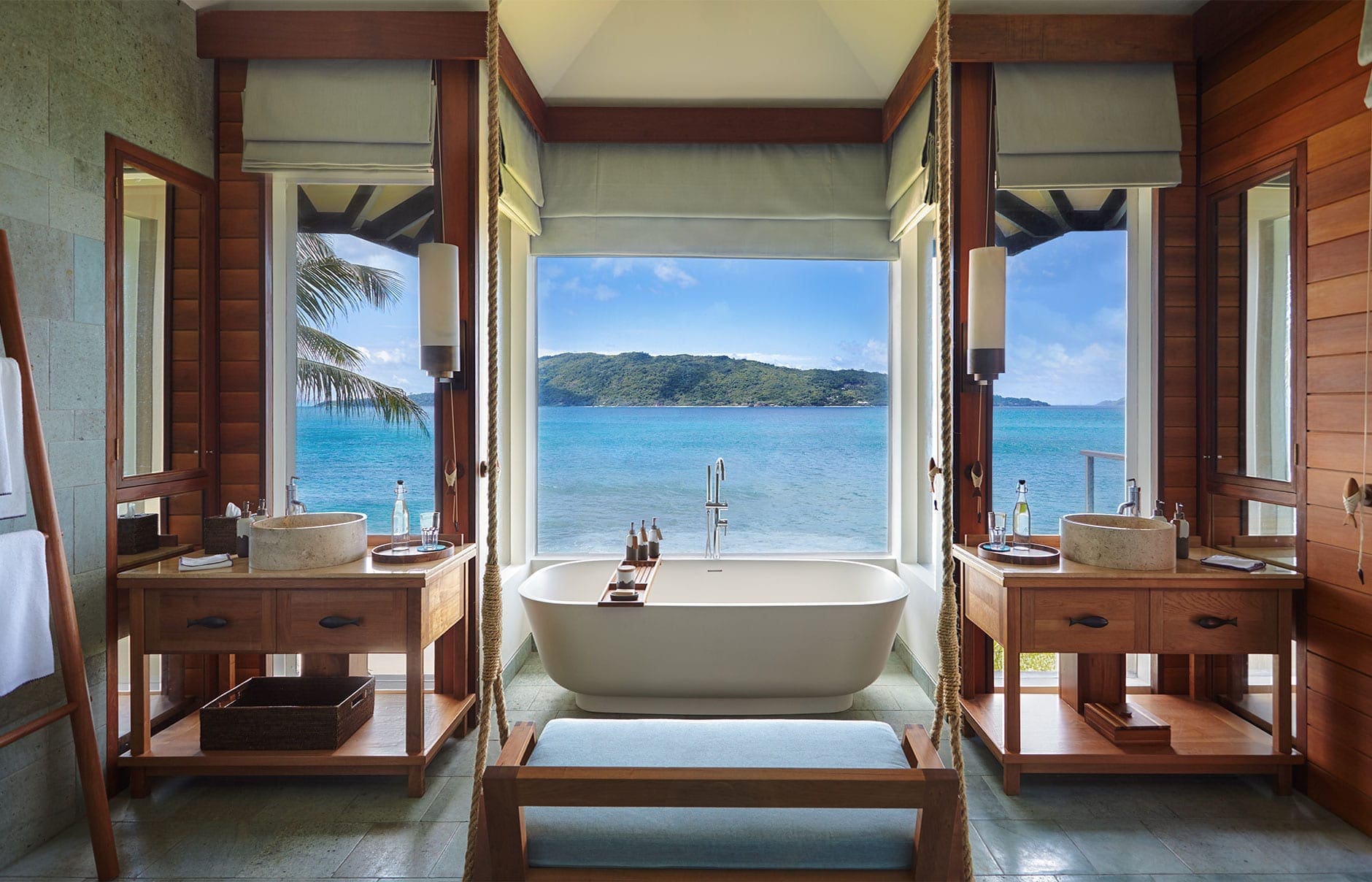 pool_villa_bathroom_6668-original