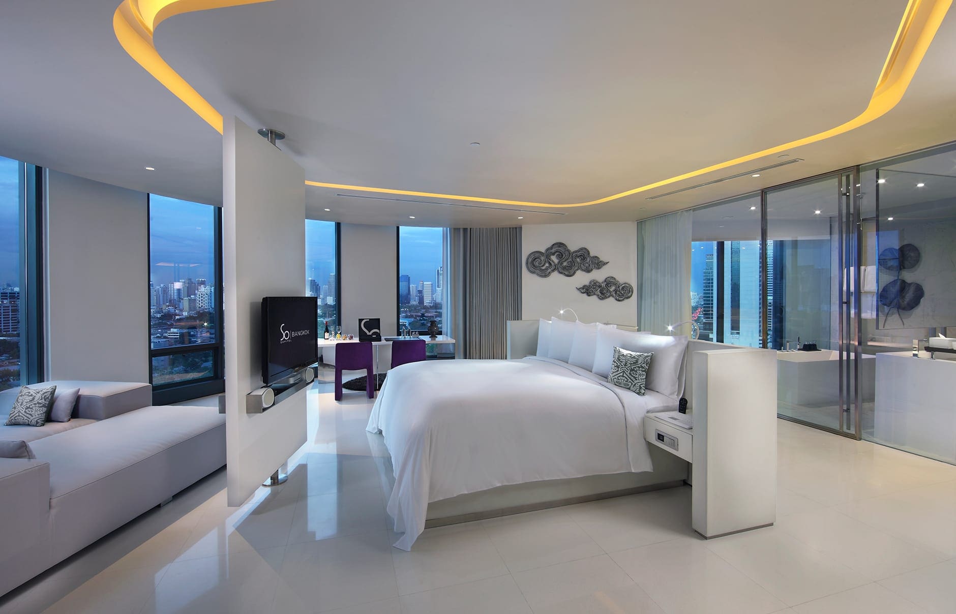so-sofitel-bangkok-metal-element-room-so-lofty-01