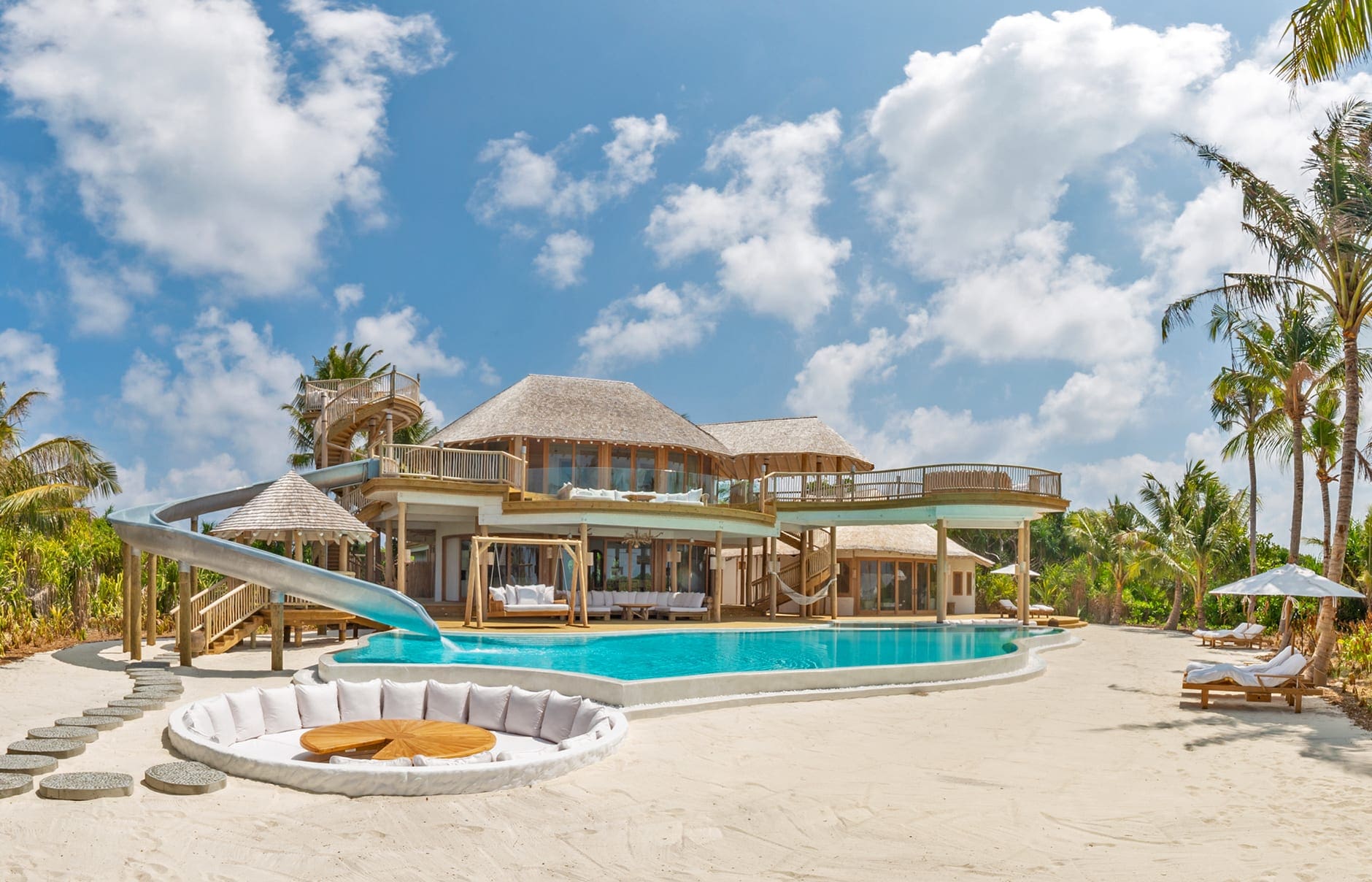 Soneva Jani, Medhufaru Island, Noonu Atoll, Maldives. Luxury Hotel Review by TravelPlusStyle. Photo © Soneva 11189_soneva-jani-3-bedroom-island-reserve-_villa-34_