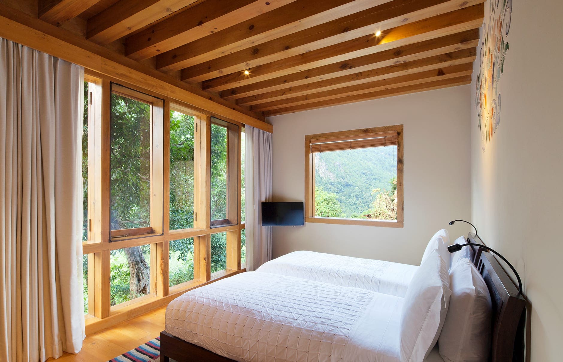 49312310-h1-como_villa_twin_bedroom