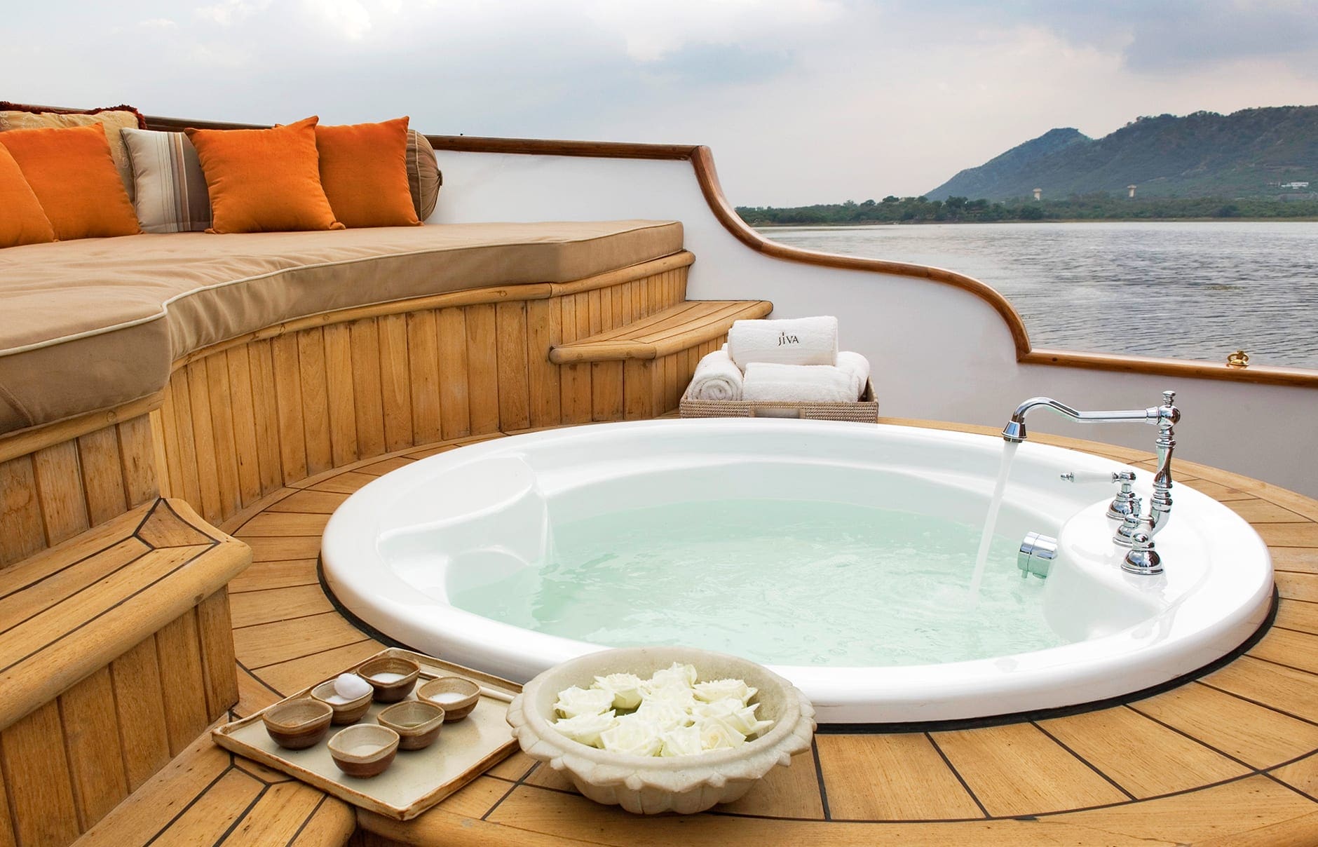 hi_h0knk_27642306_sen_0185