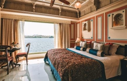 darshan_-_historical_suite_bedroom