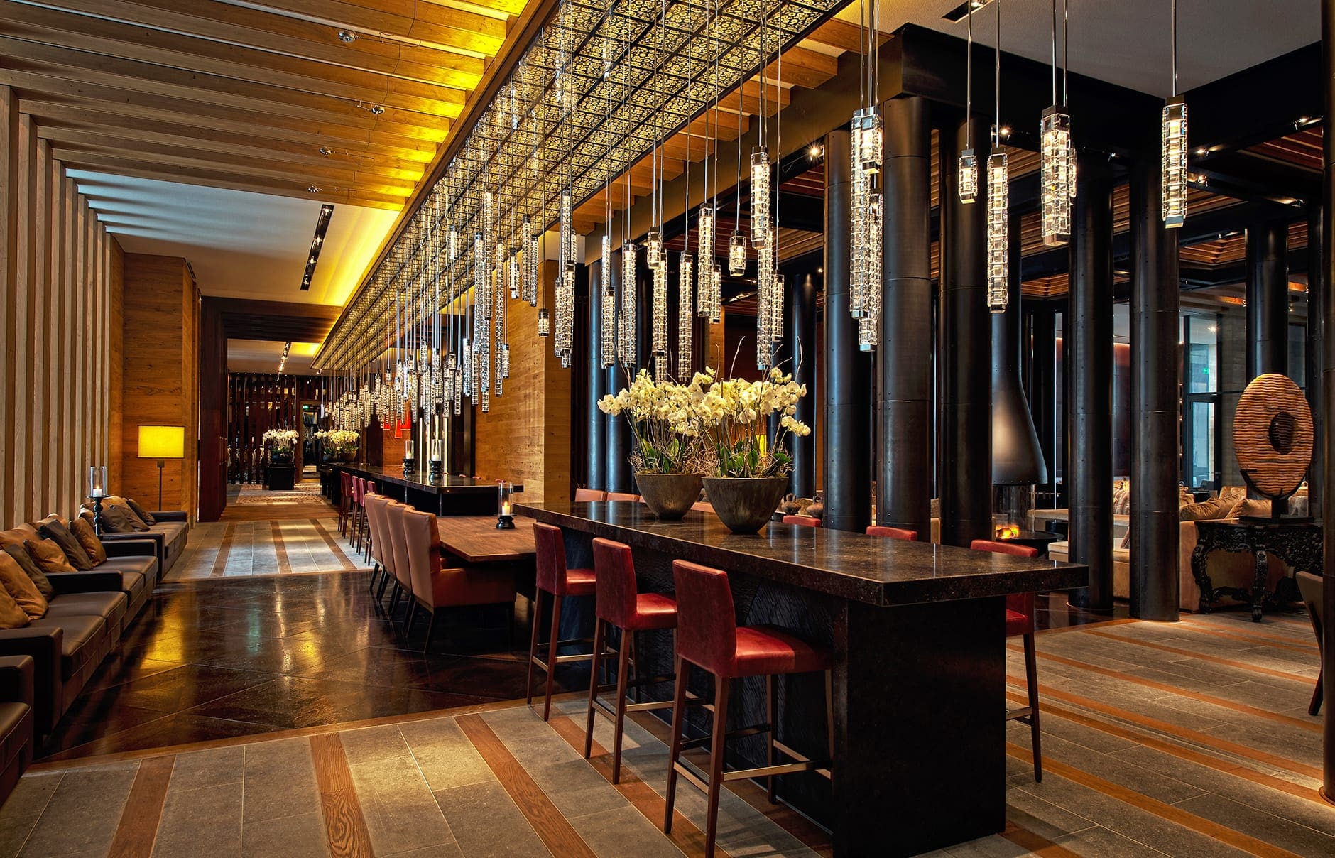 59729184-h1-front_office_3