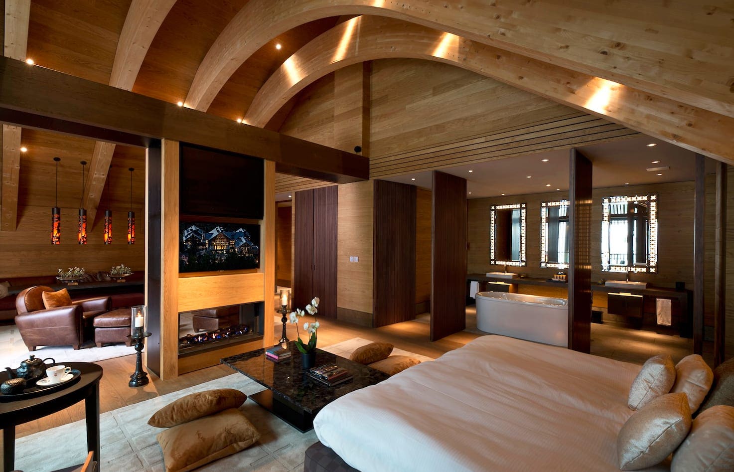 Gemsstock Suite. The Chedi Andermatt, Switzerland. © GHM