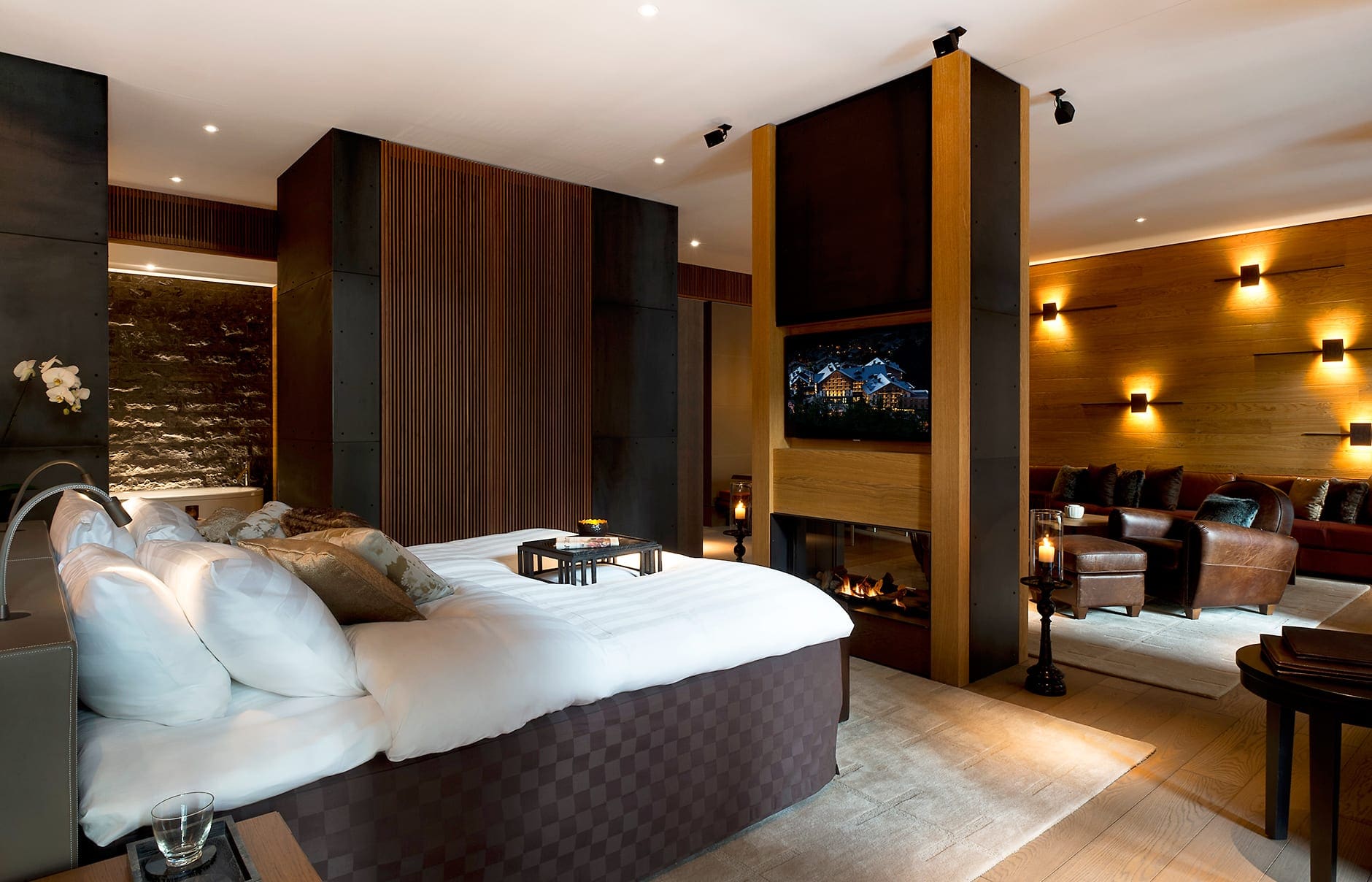 Deluxe RoomThe Chedi Andermatt, Switzerland. © GHM