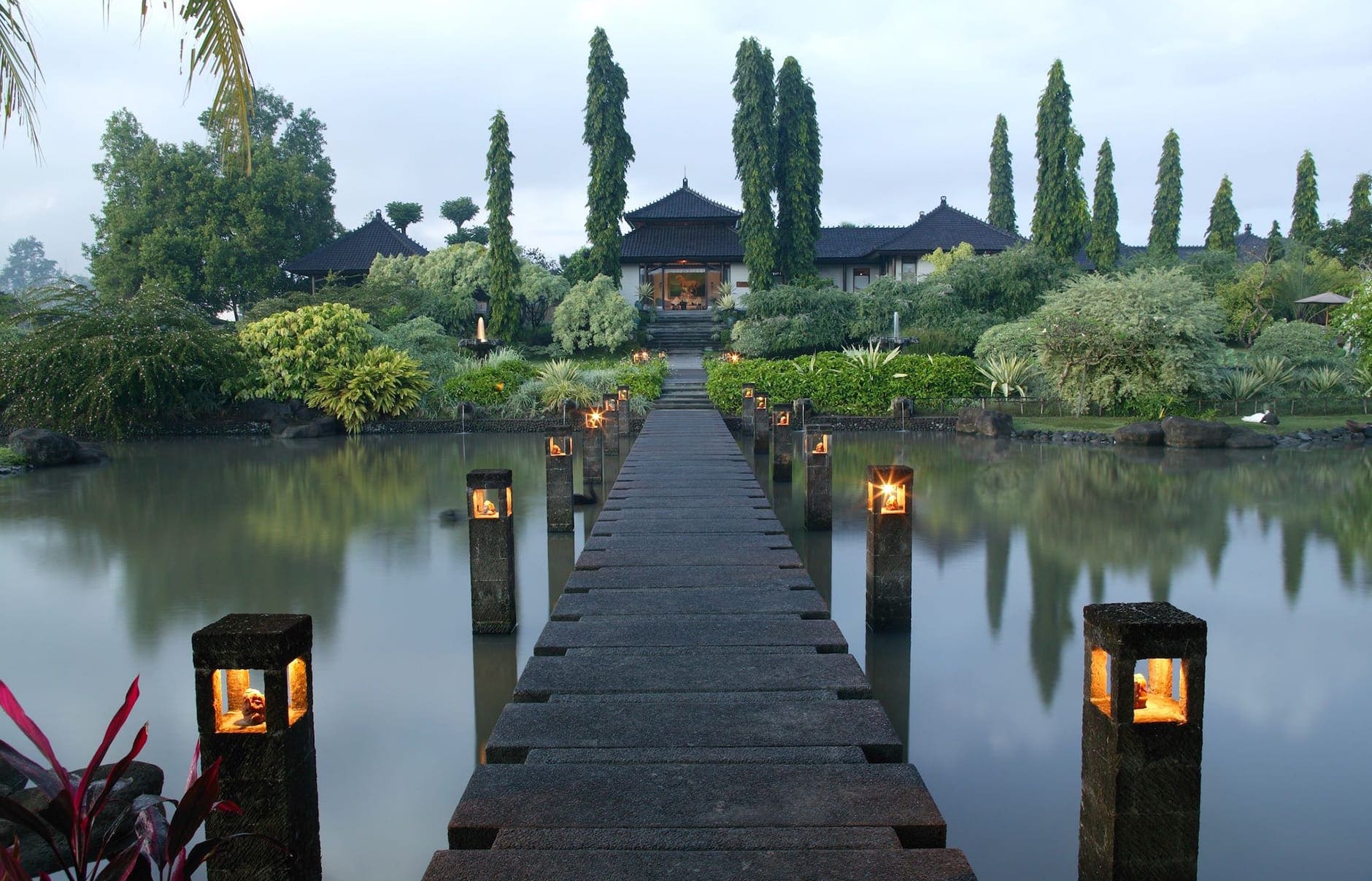 feat-chedi-club-tanah-gajah-main