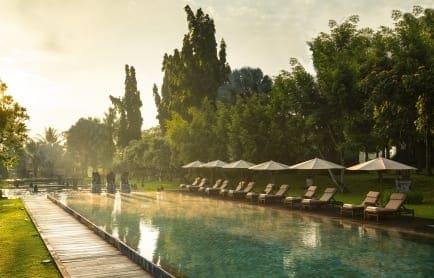 the-chedi-club-tanah-gajah_main-pool-hero-shot