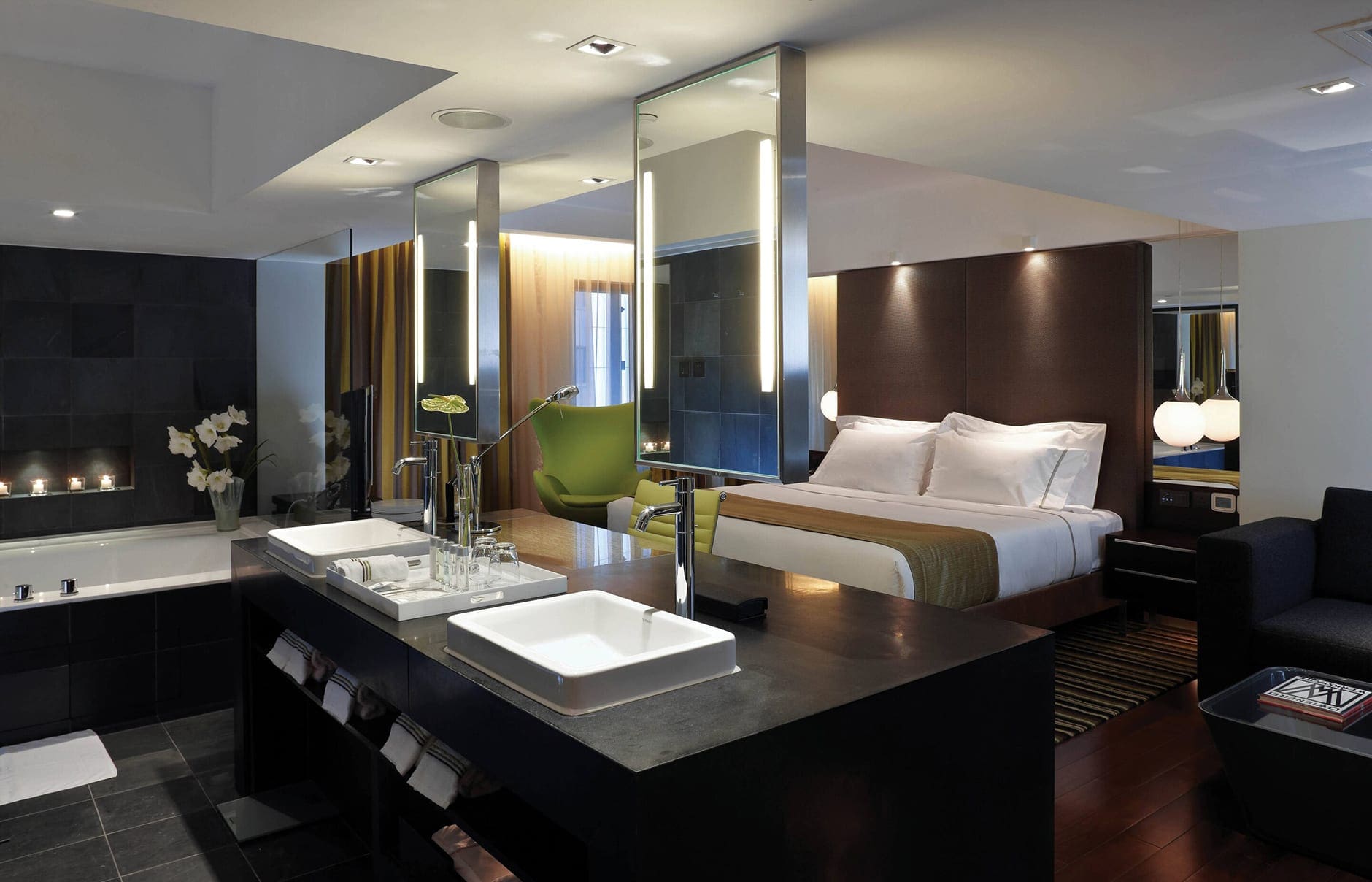 hkgmr-spa-suite-5362-hor-clsc