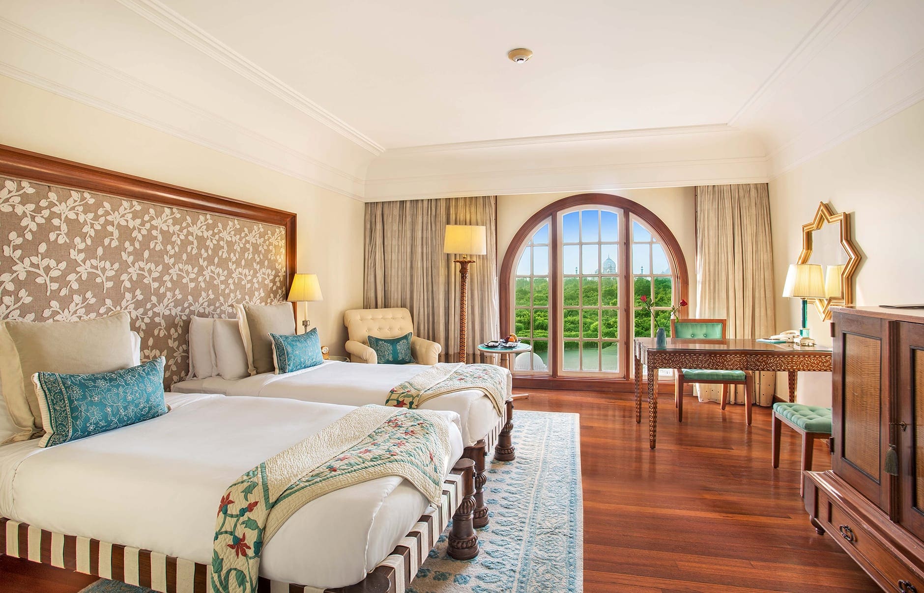 102842073-h1-_mg_9435