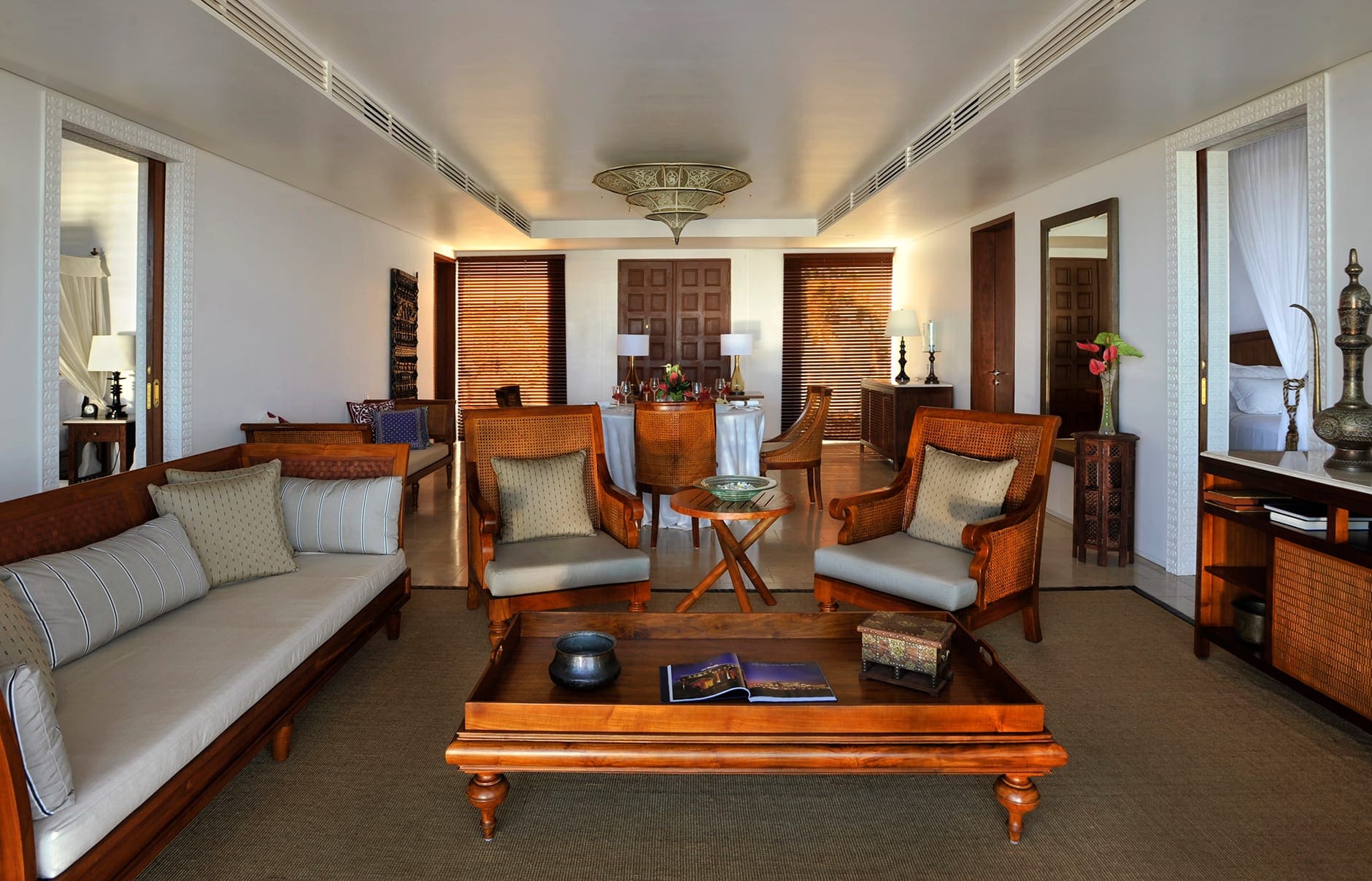 presidential-pool-villa-living-room