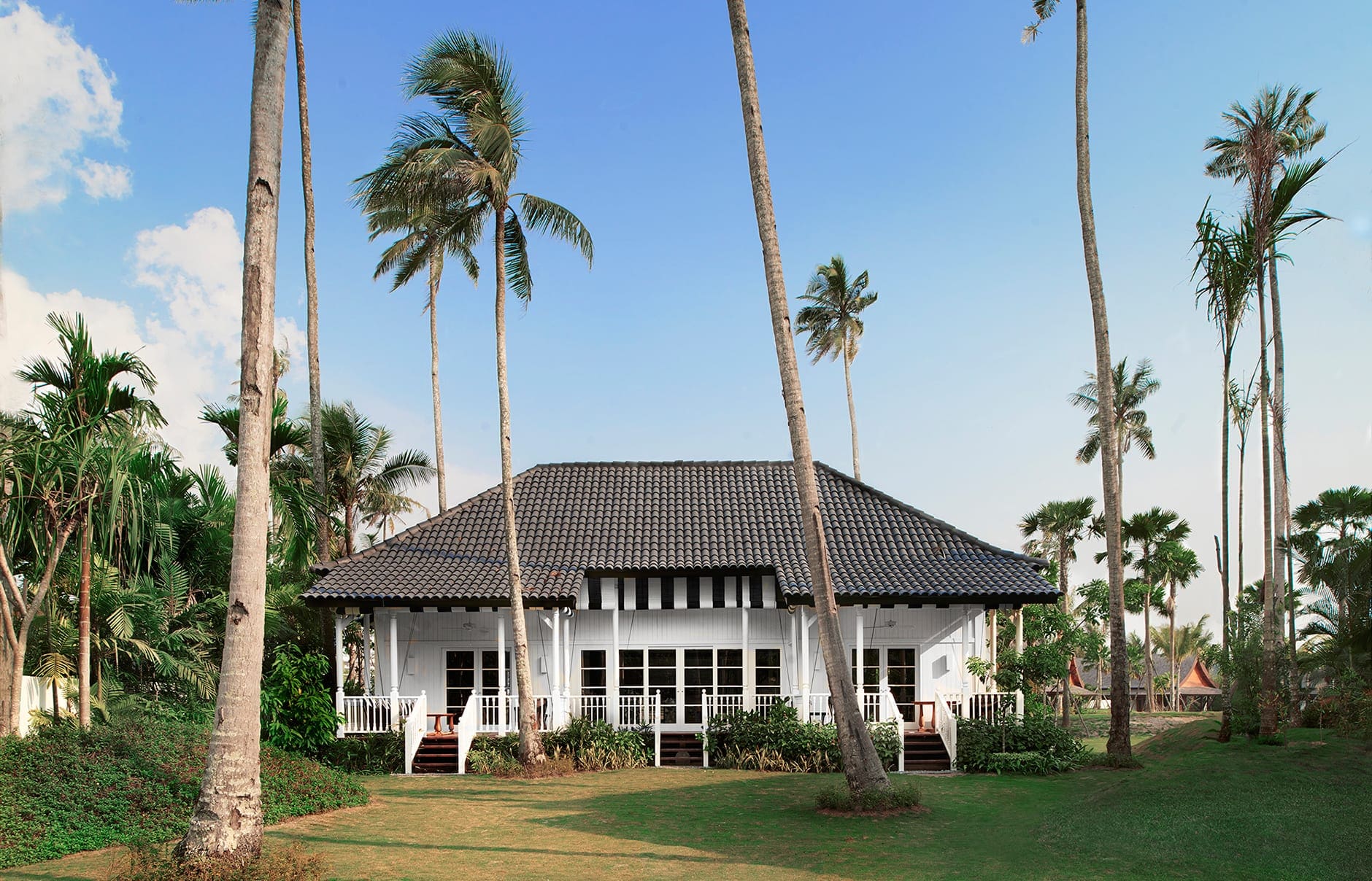 bedroom-villa-exterior