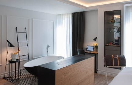 the-serras-junior-suite-with-se