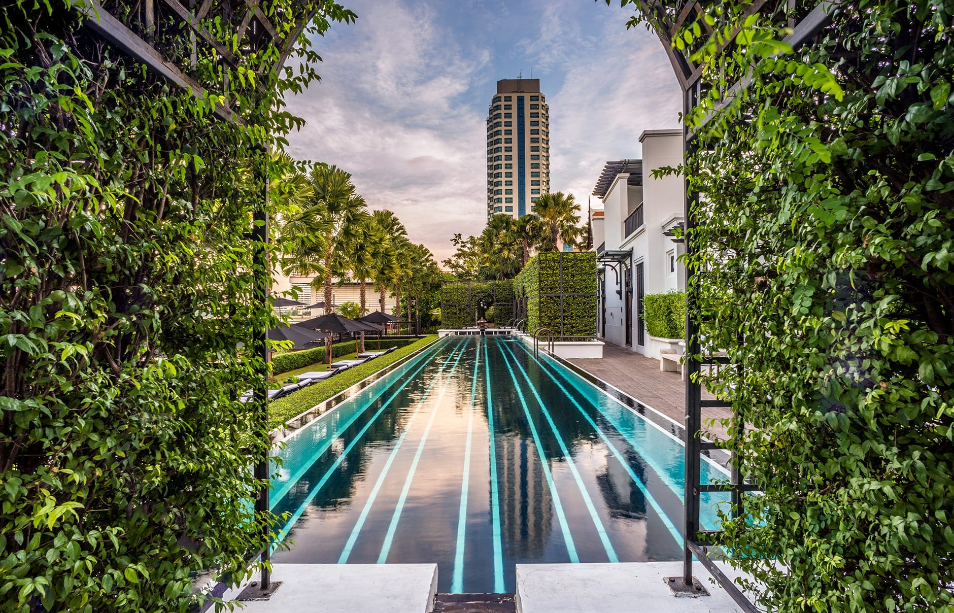 the-siam-main-swimming-pool-7