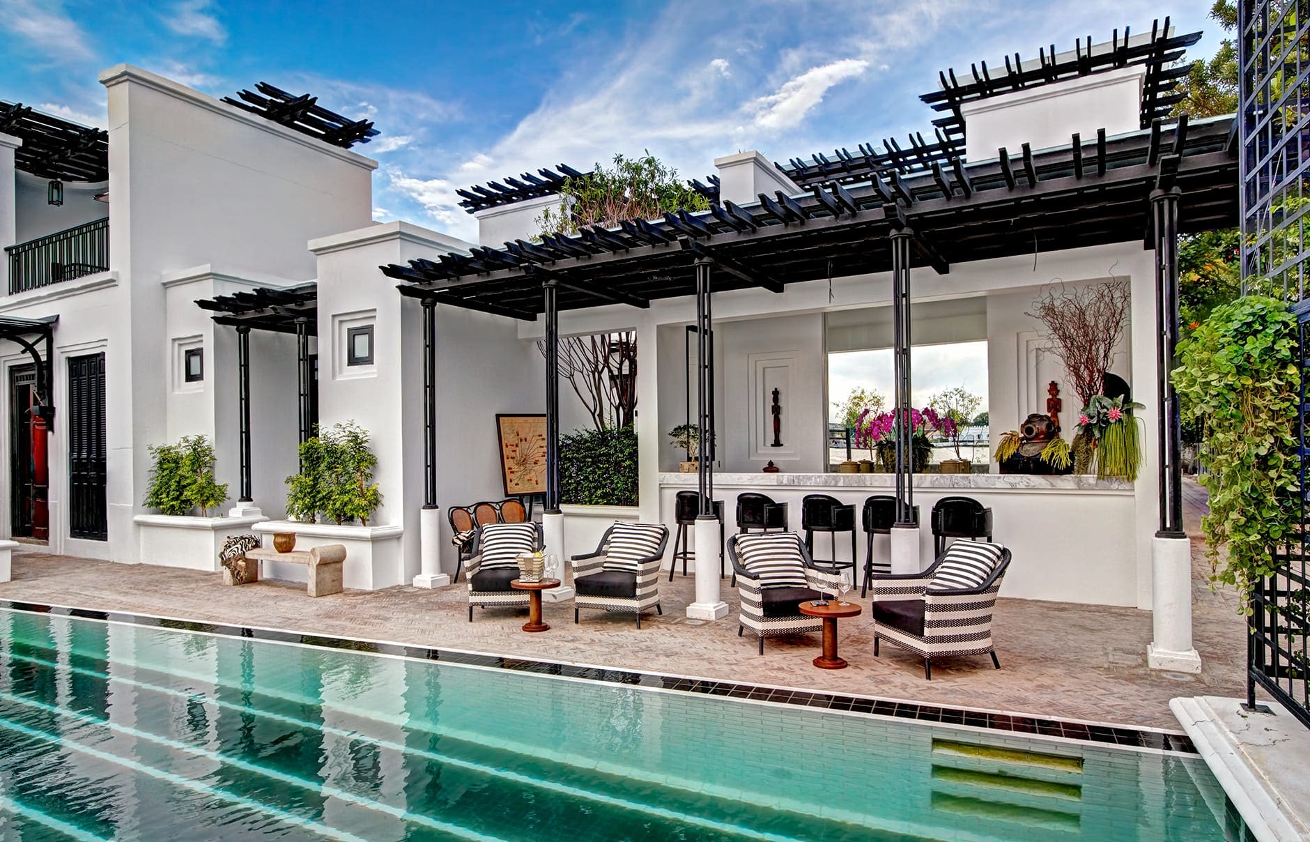 the-siam-main-swimming-pool-9