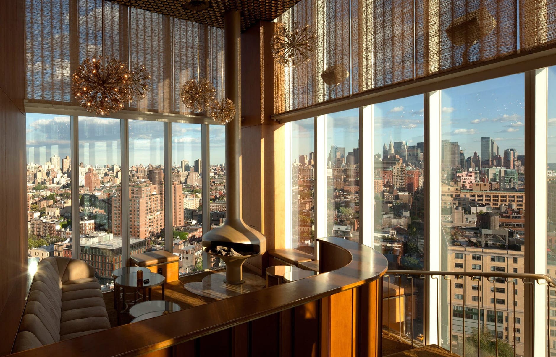 top-of-the-standard-lounge