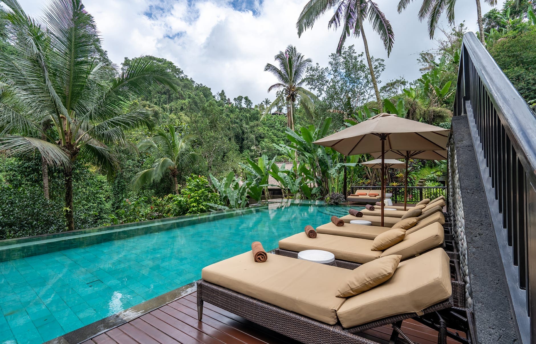 hanging-gardens-of-bali-1